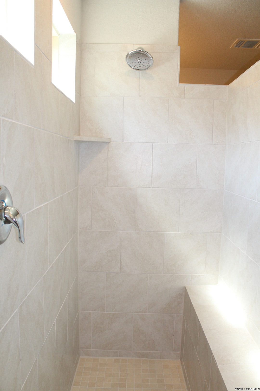 property viewer photo 13
