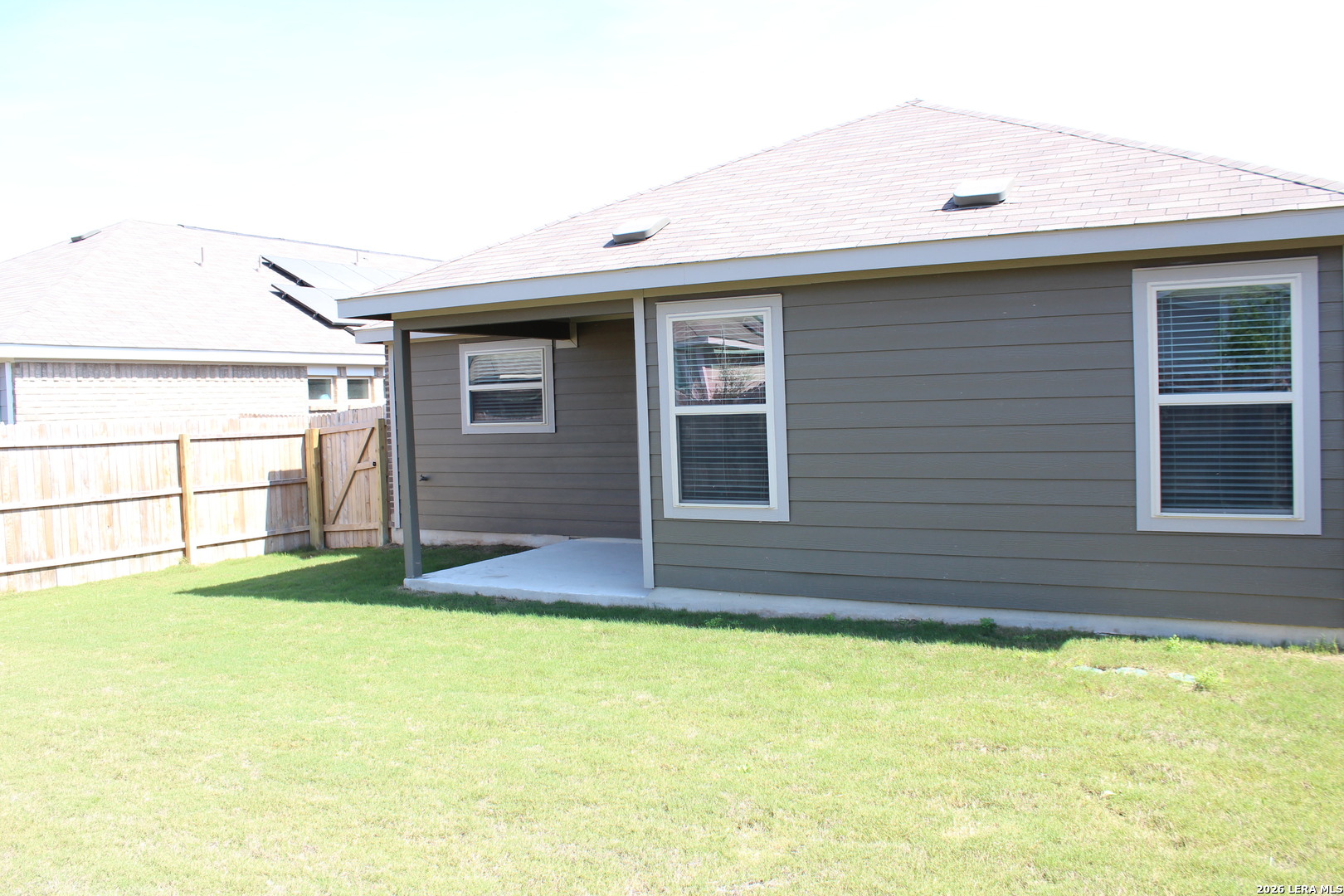 property viewer photo 23