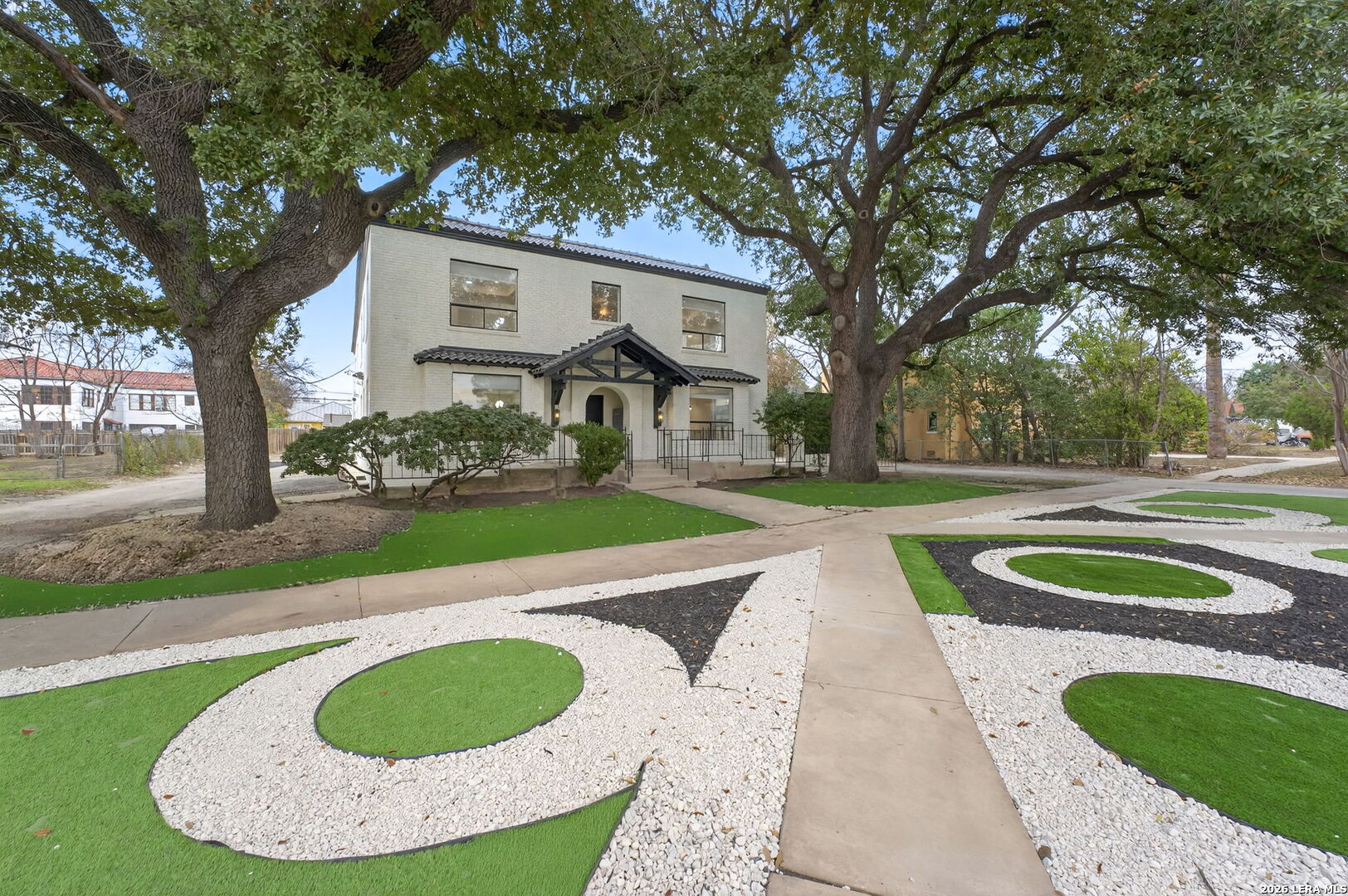 property viewer photo 14