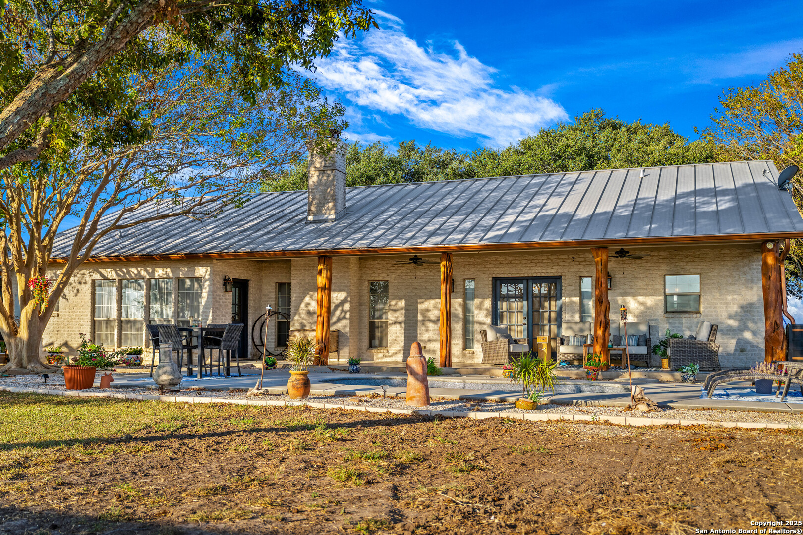 main property photo 35
