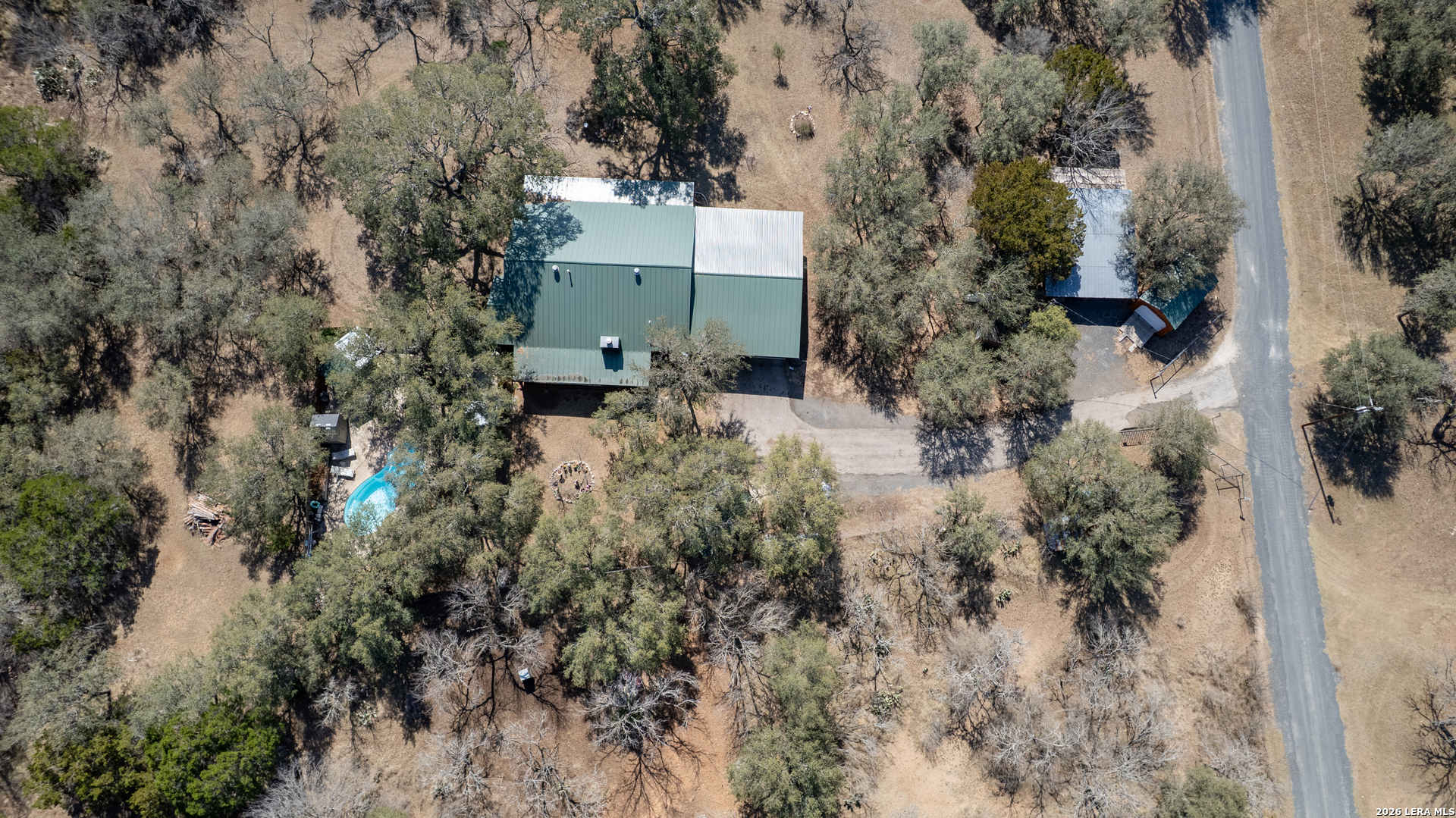 main property photo 43