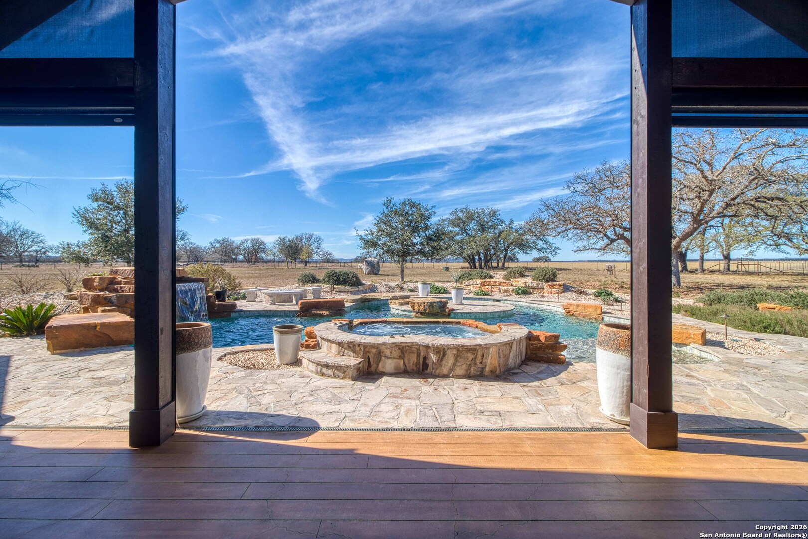 main property photo 41