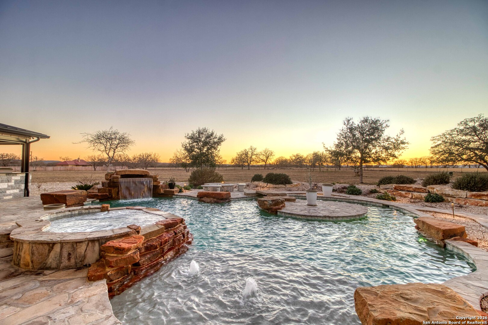 main property photo 51