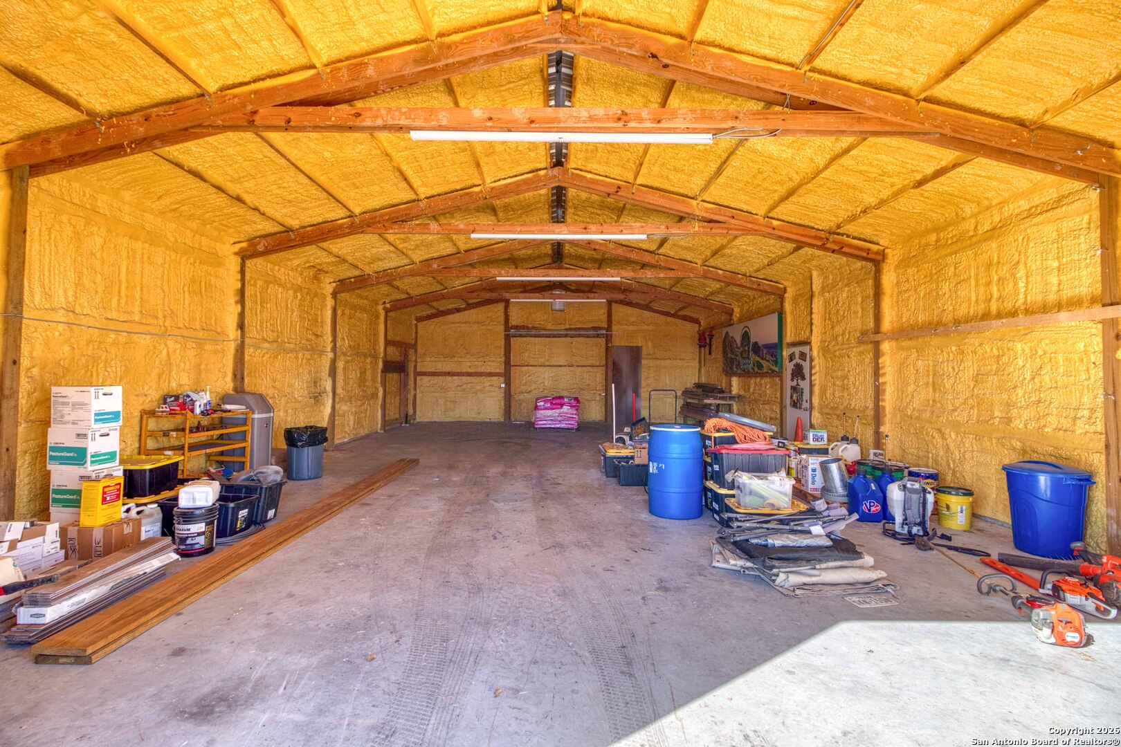 main property photo 74