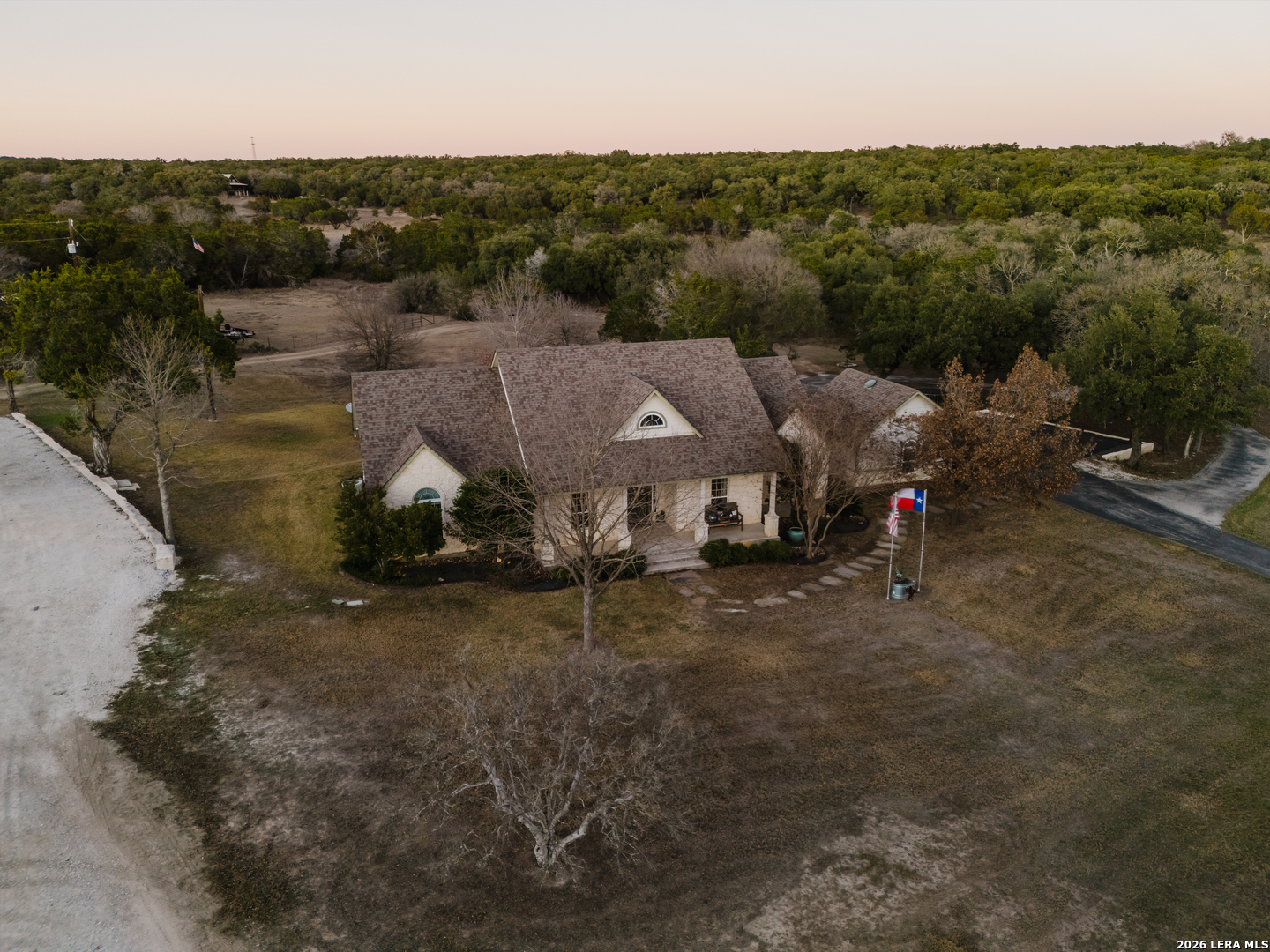 main property photo 47