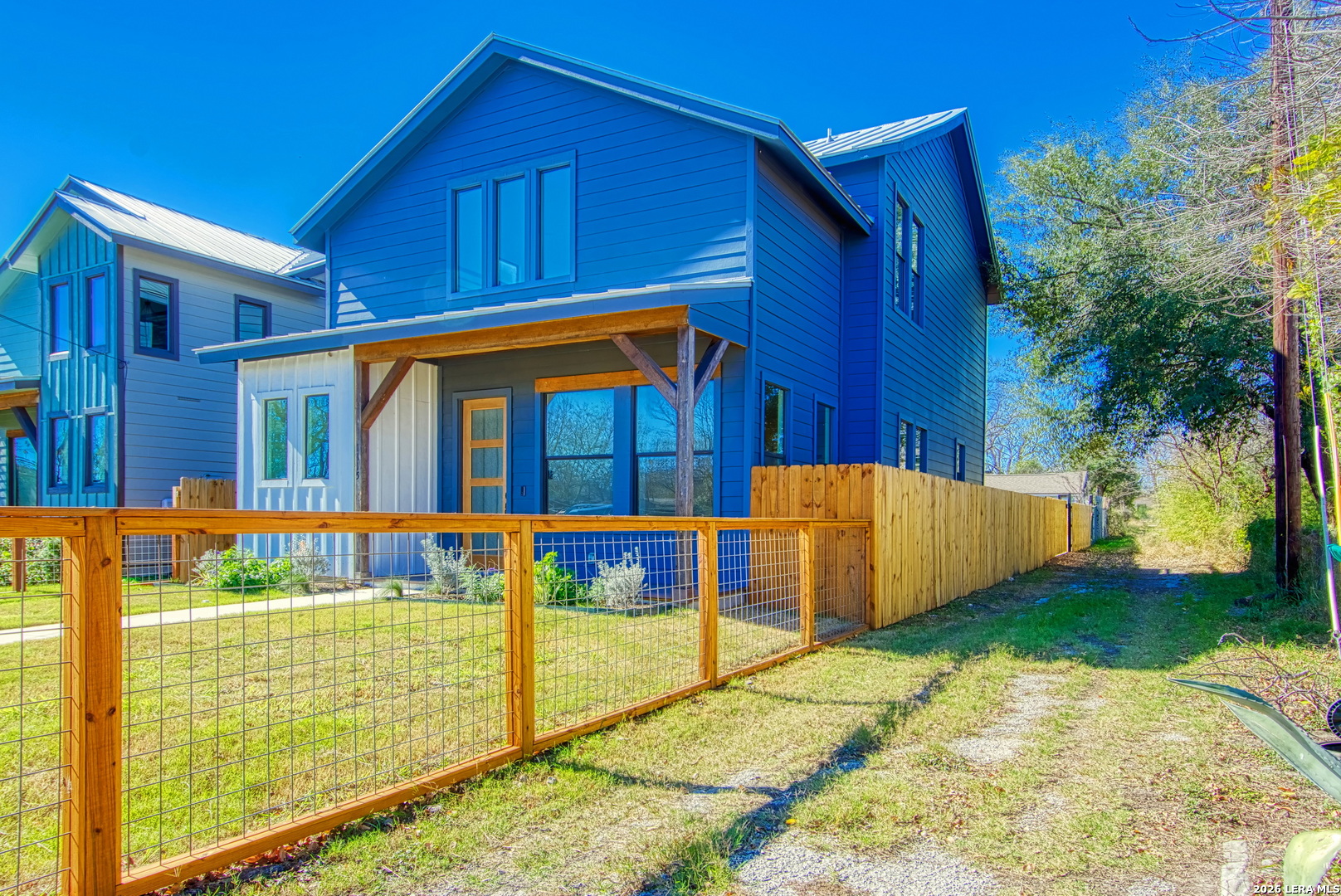 main property photo 2