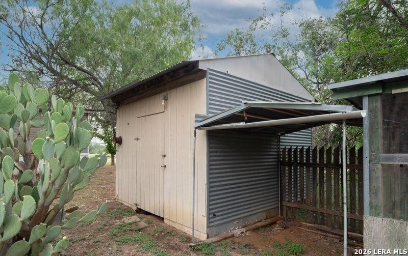 main property photo 12