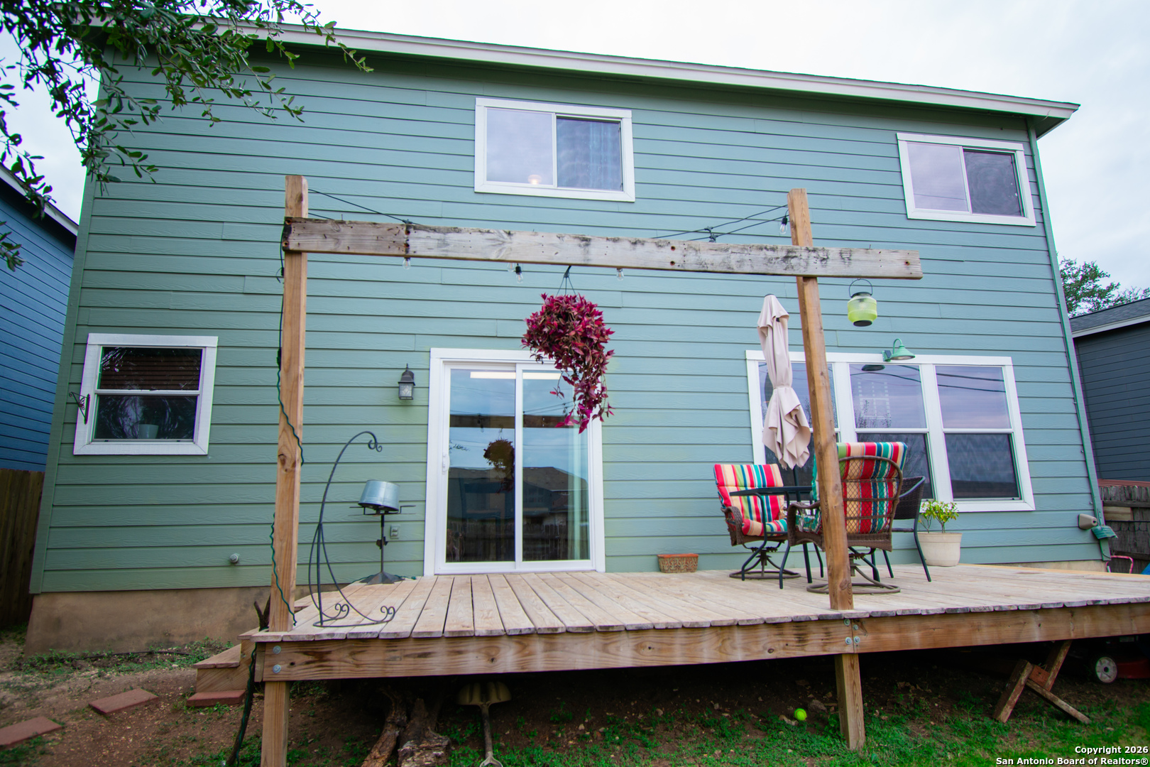 main property photo 18