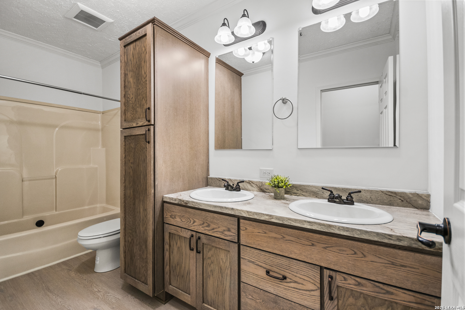 main property photo 159