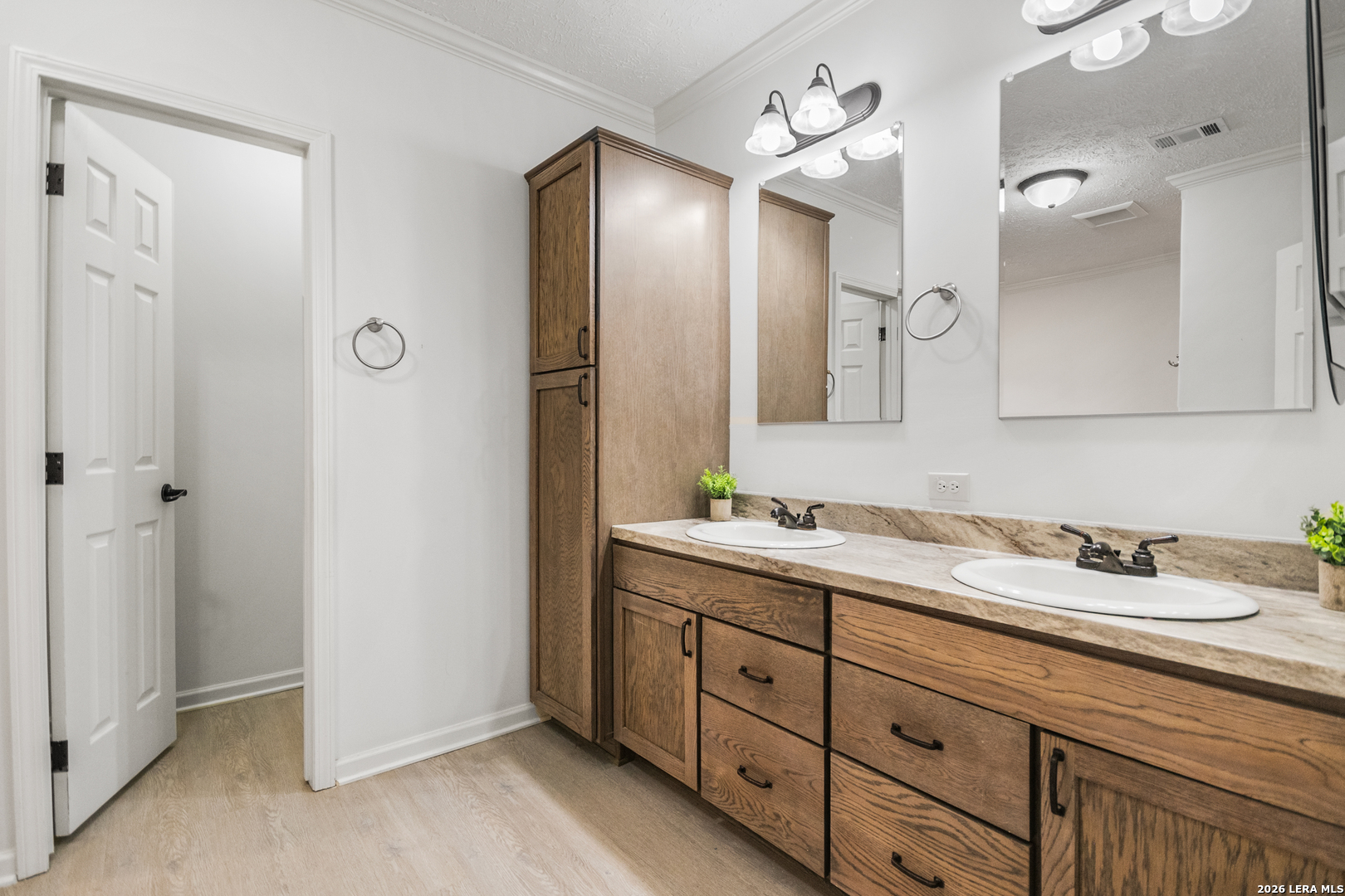 main property photo 162