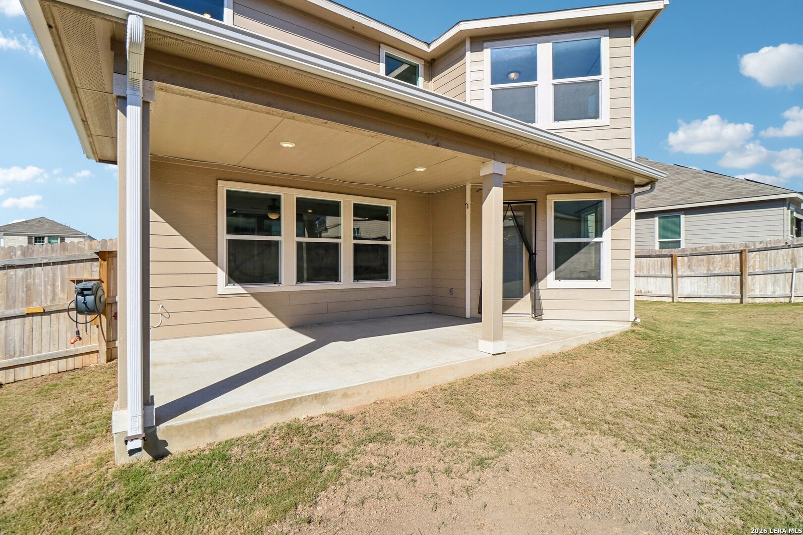 main property photo 45