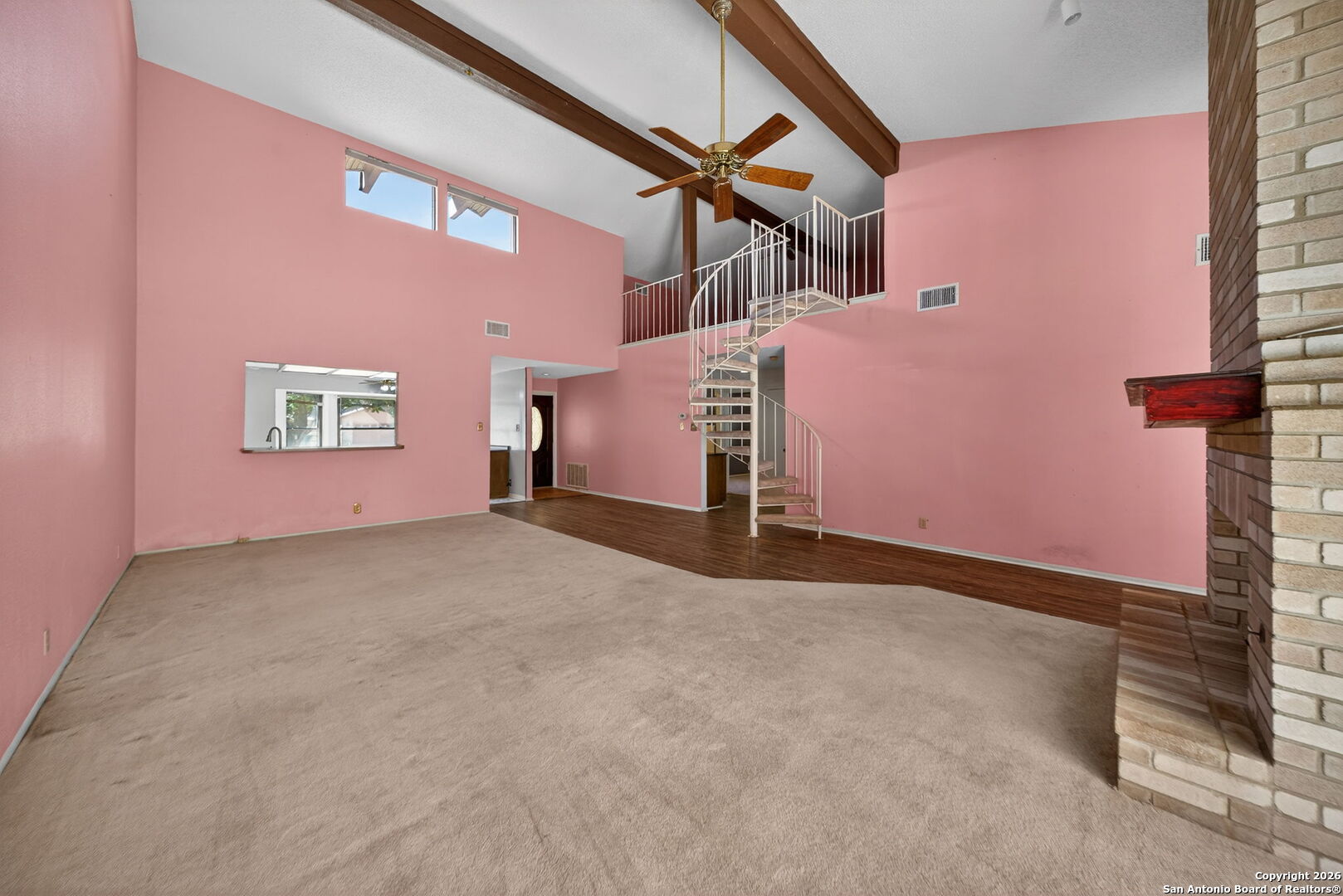 property viewer photo 12