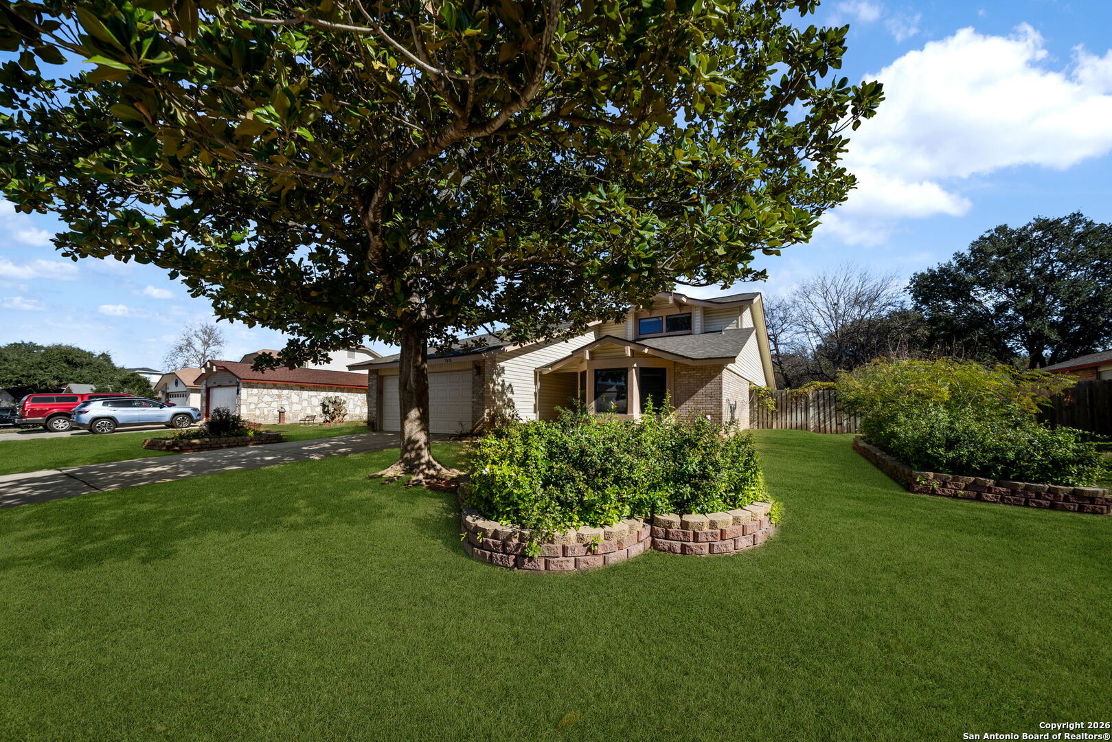property viewer photo 2