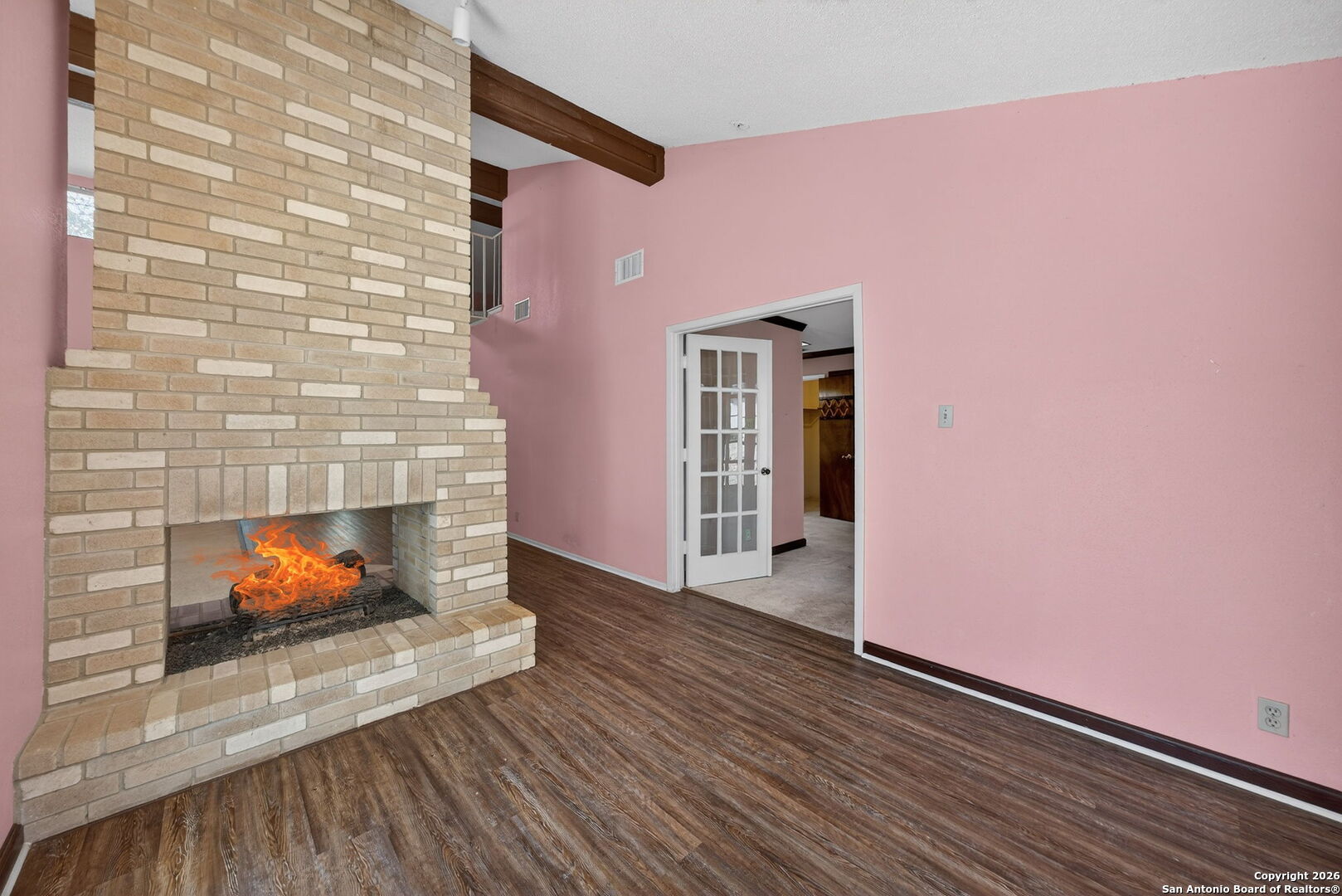 property viewer photo 24