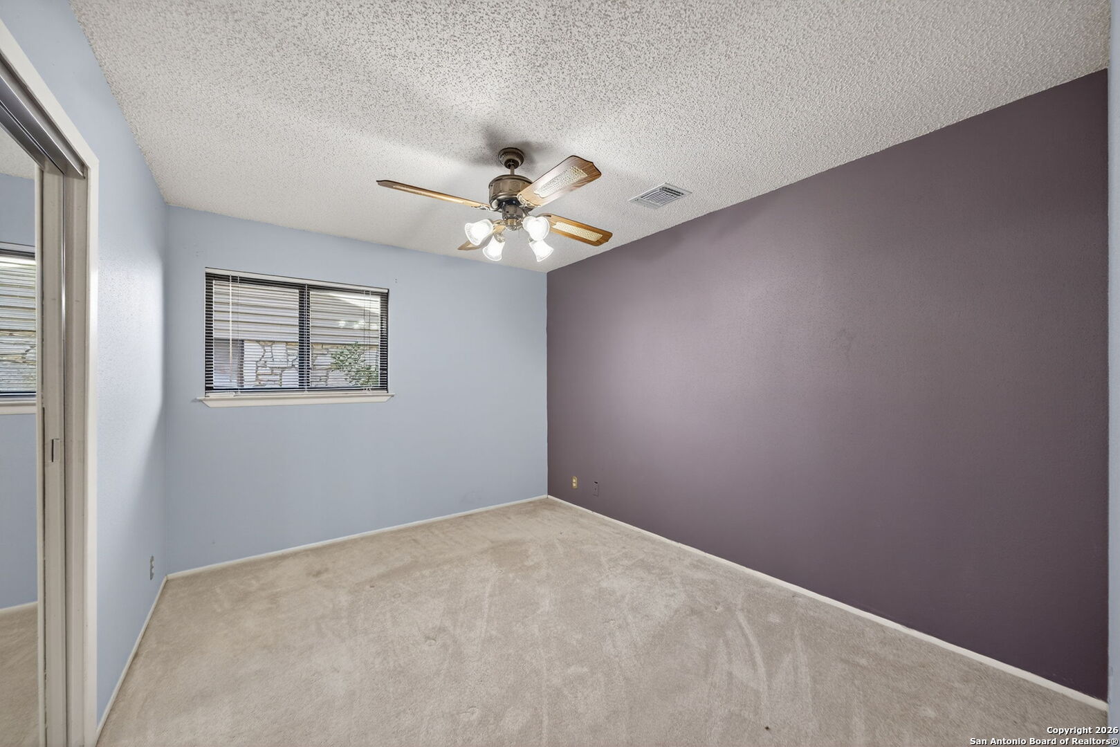 property viewer photo 30