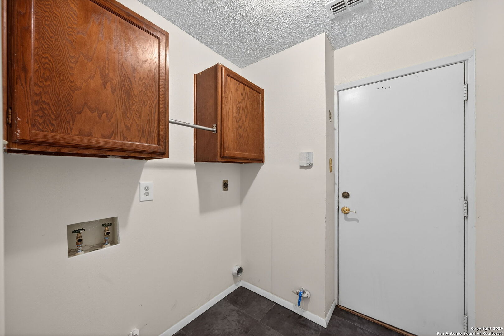 property viewer photo 37