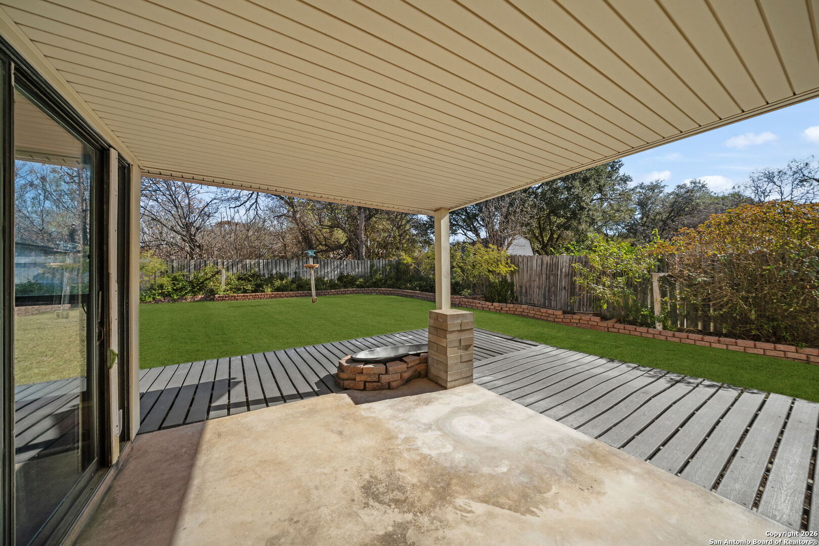 property viewer photo 38