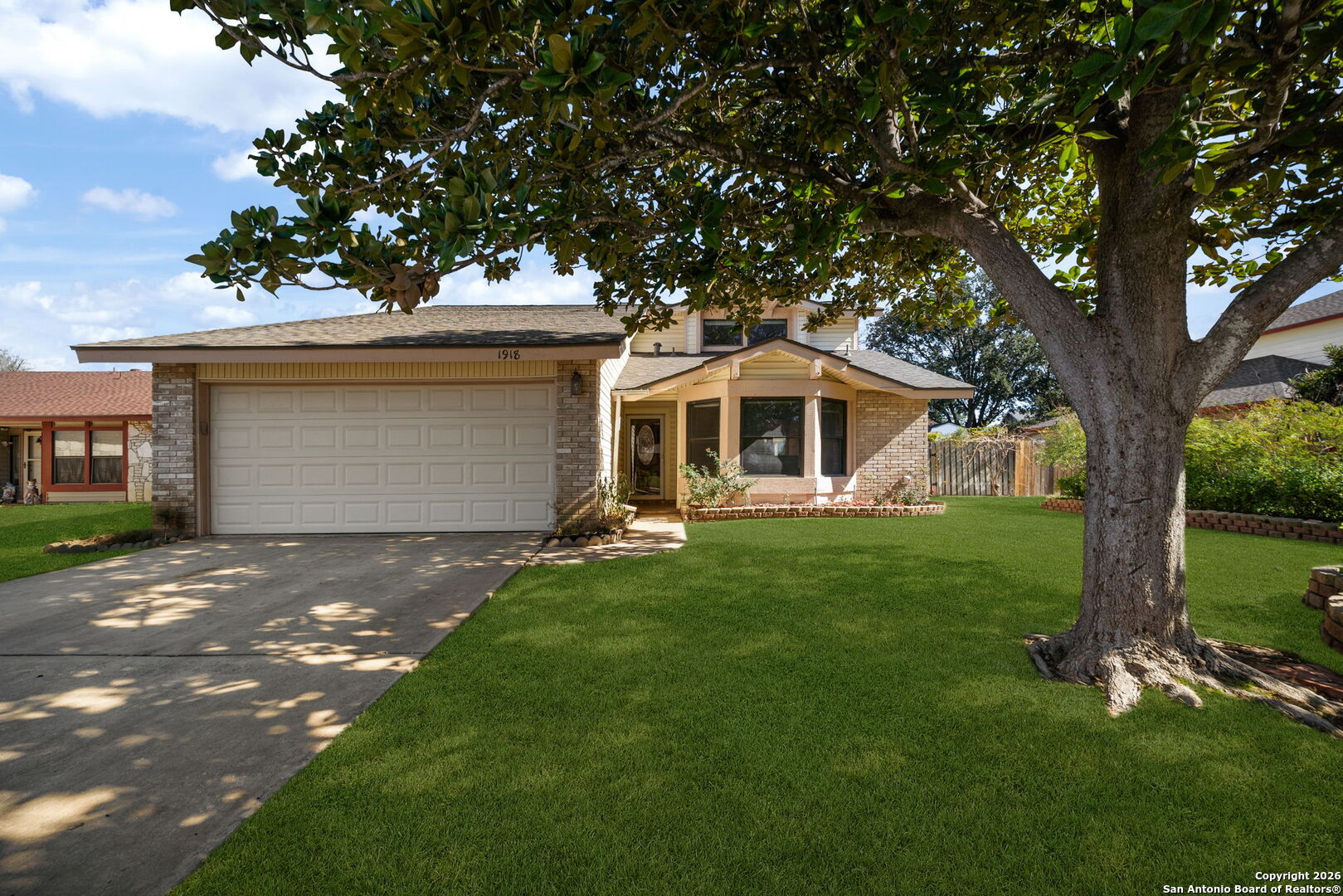 property viewer photo 4