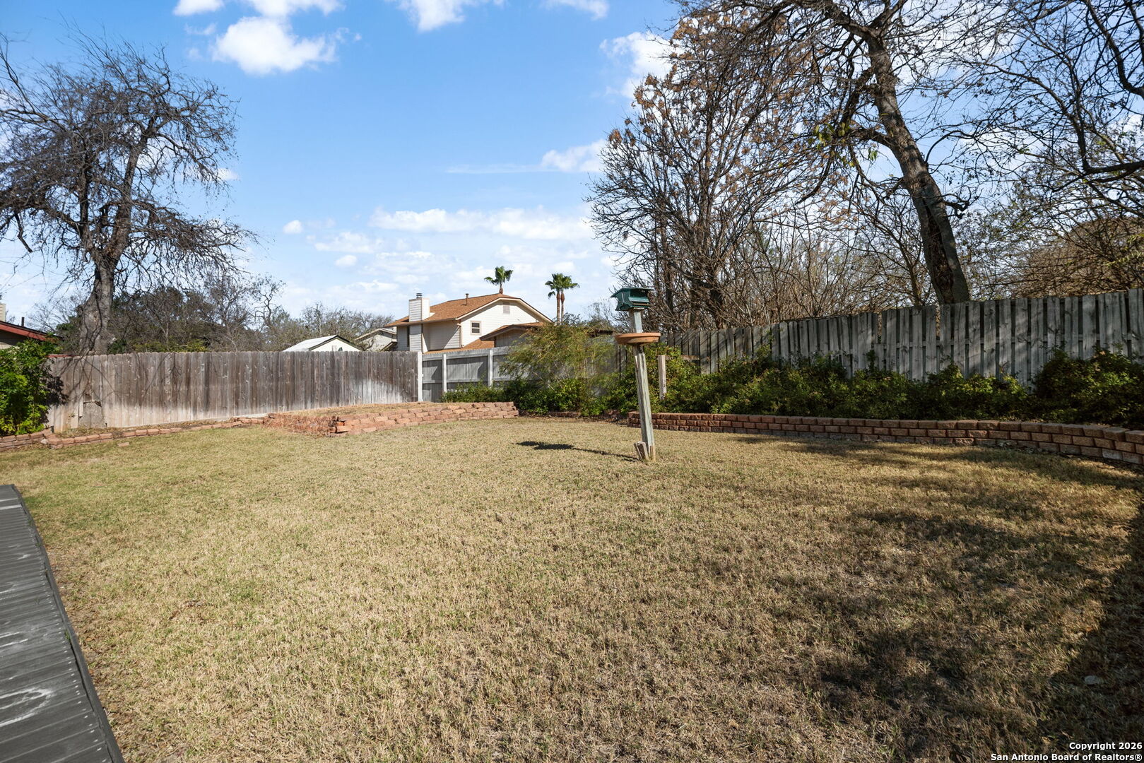 property viewer photo 45