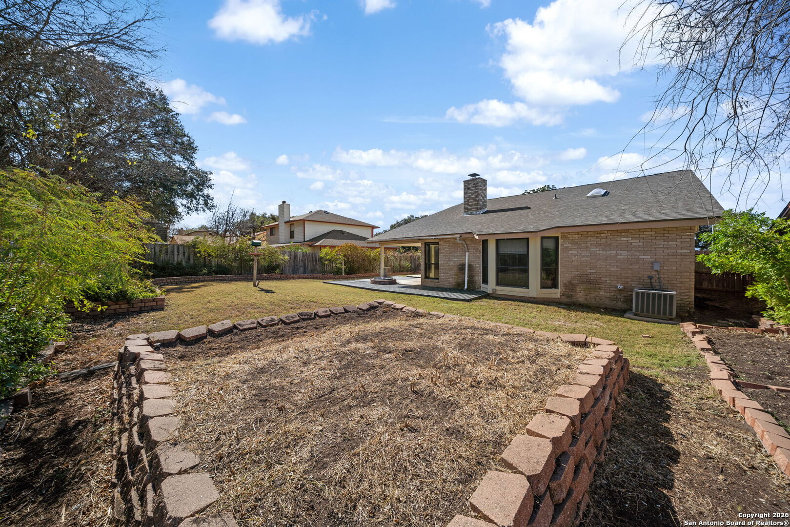 property viewer photo 47