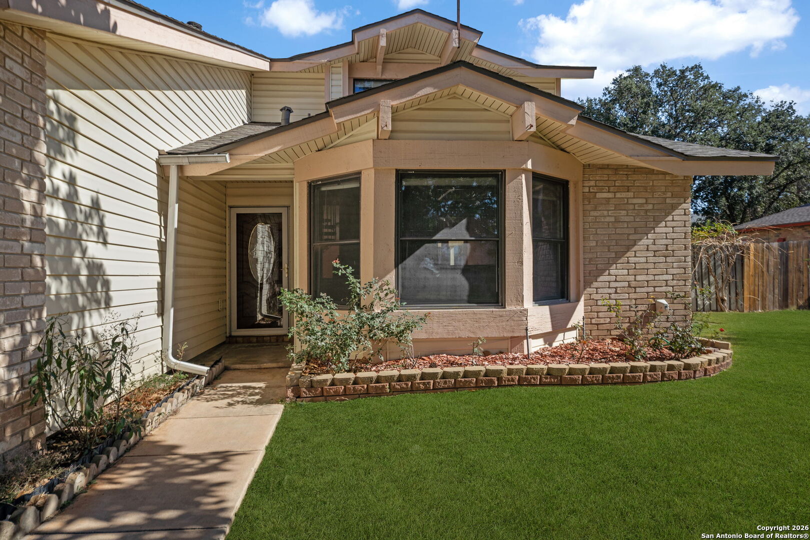 property viewer photo 6