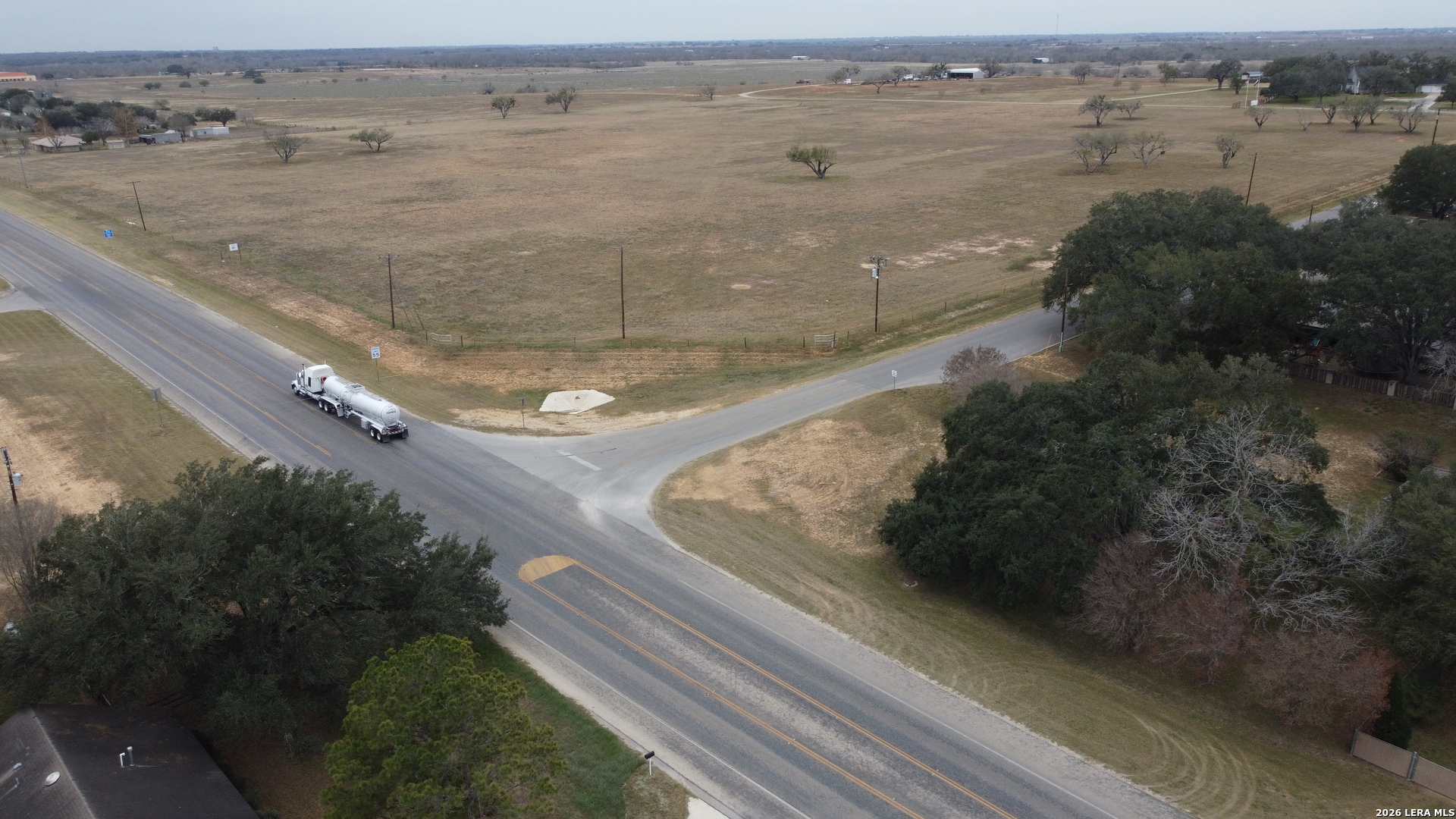 main property photo 51