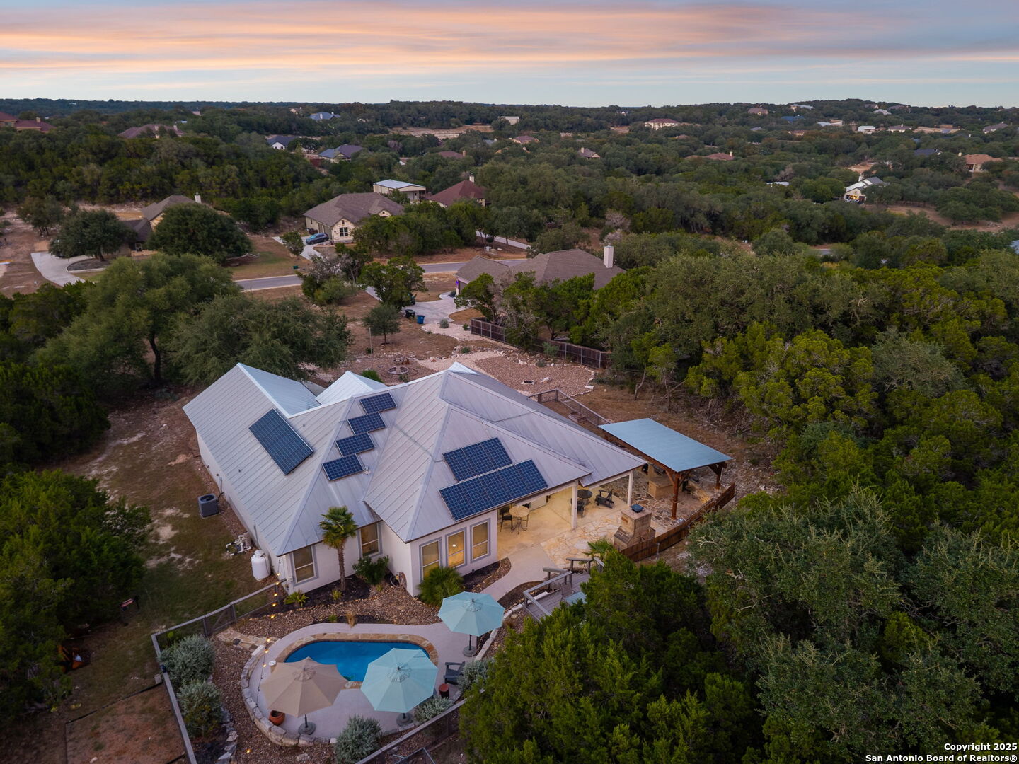 main property photo 26