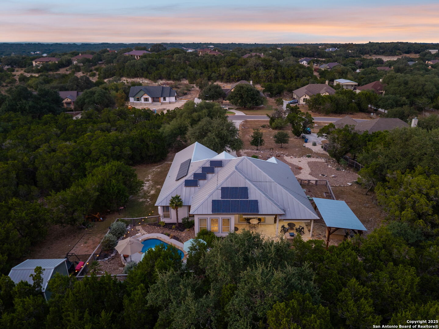 main property photo 27