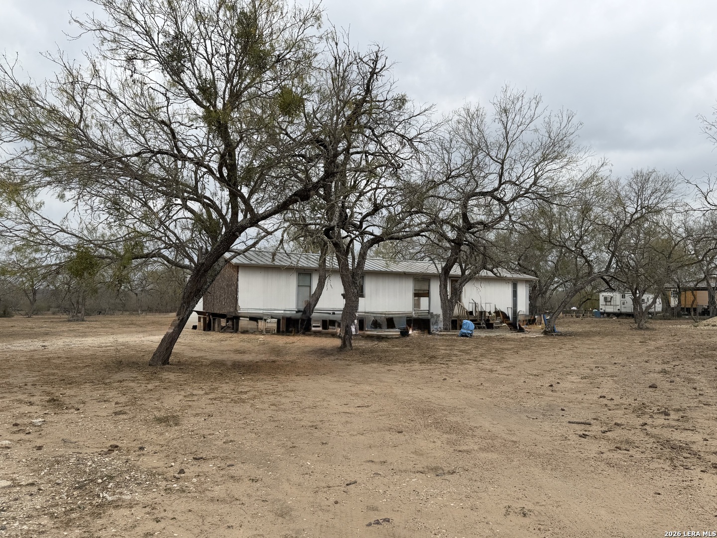 main property photo 20