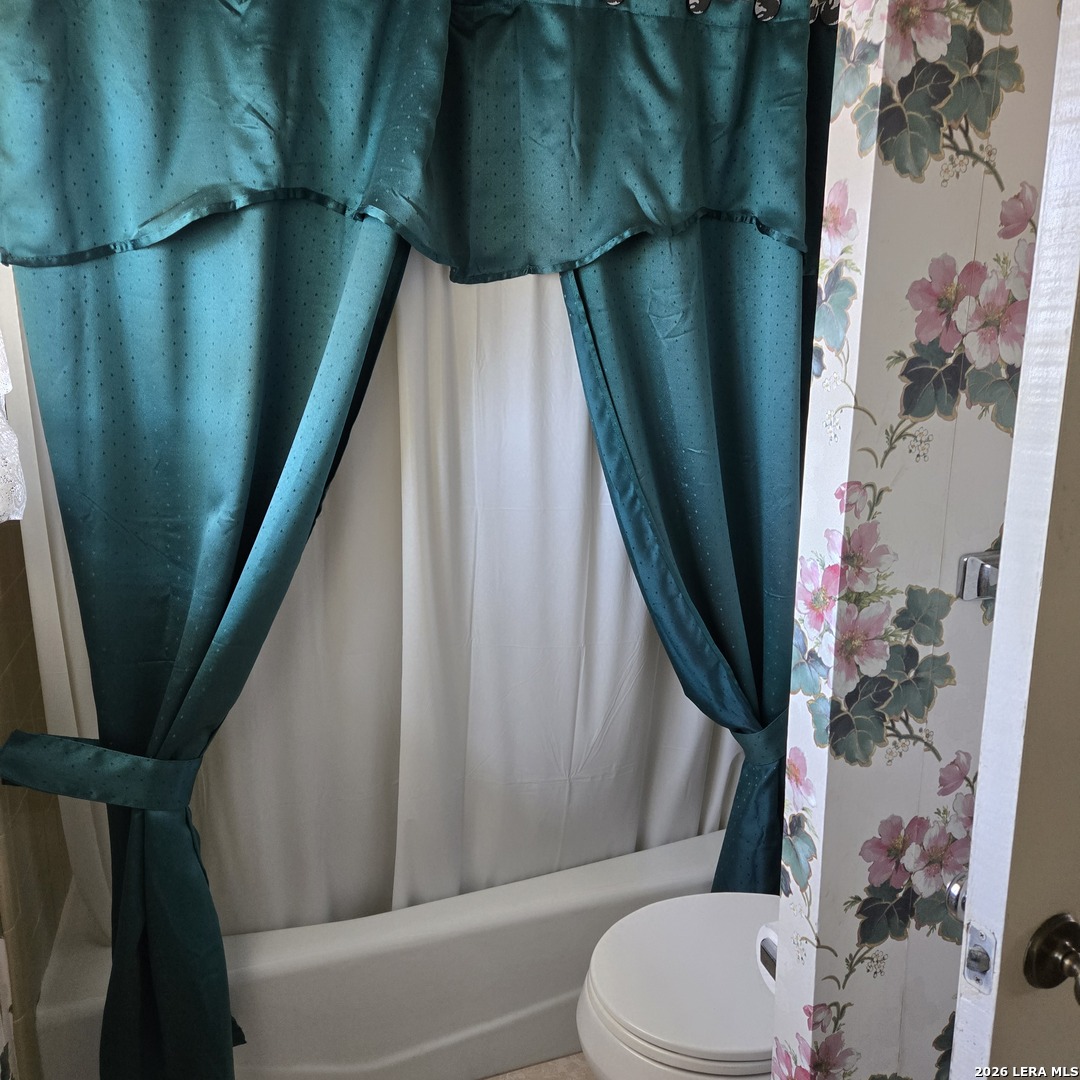 main property photo 34