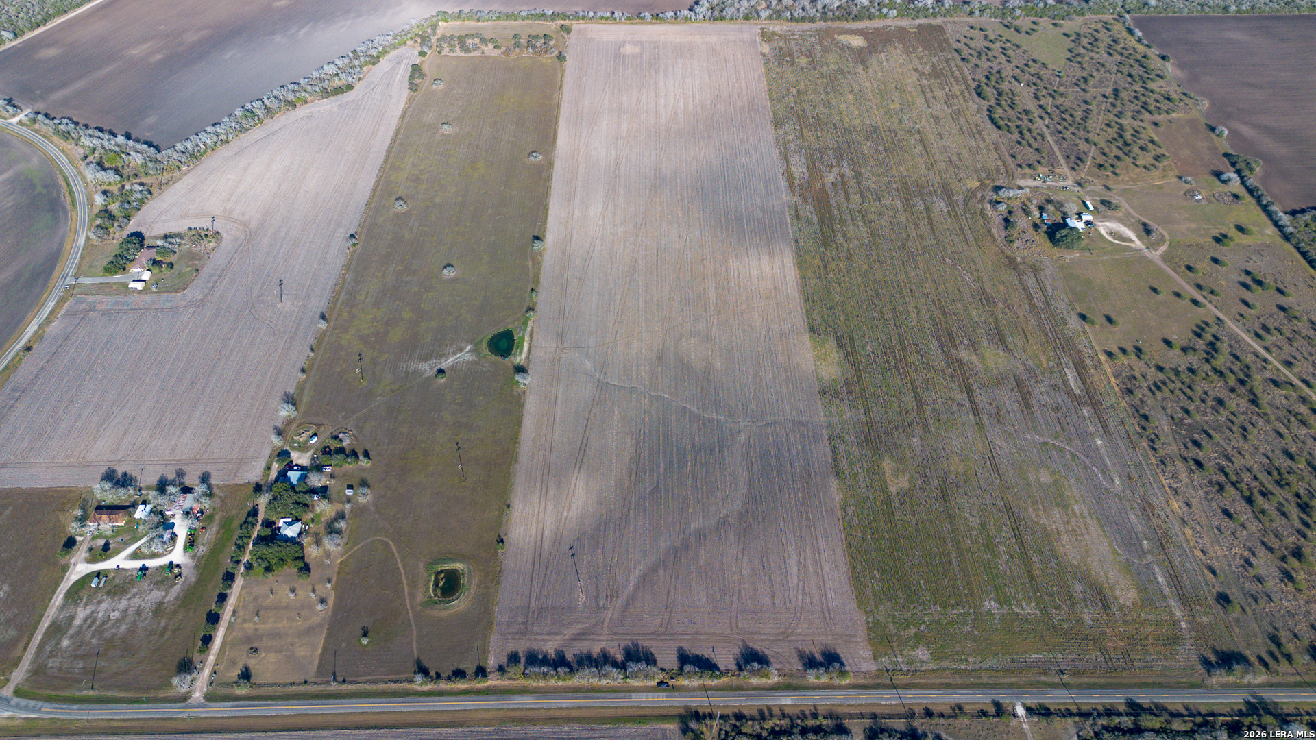 main property photo 5