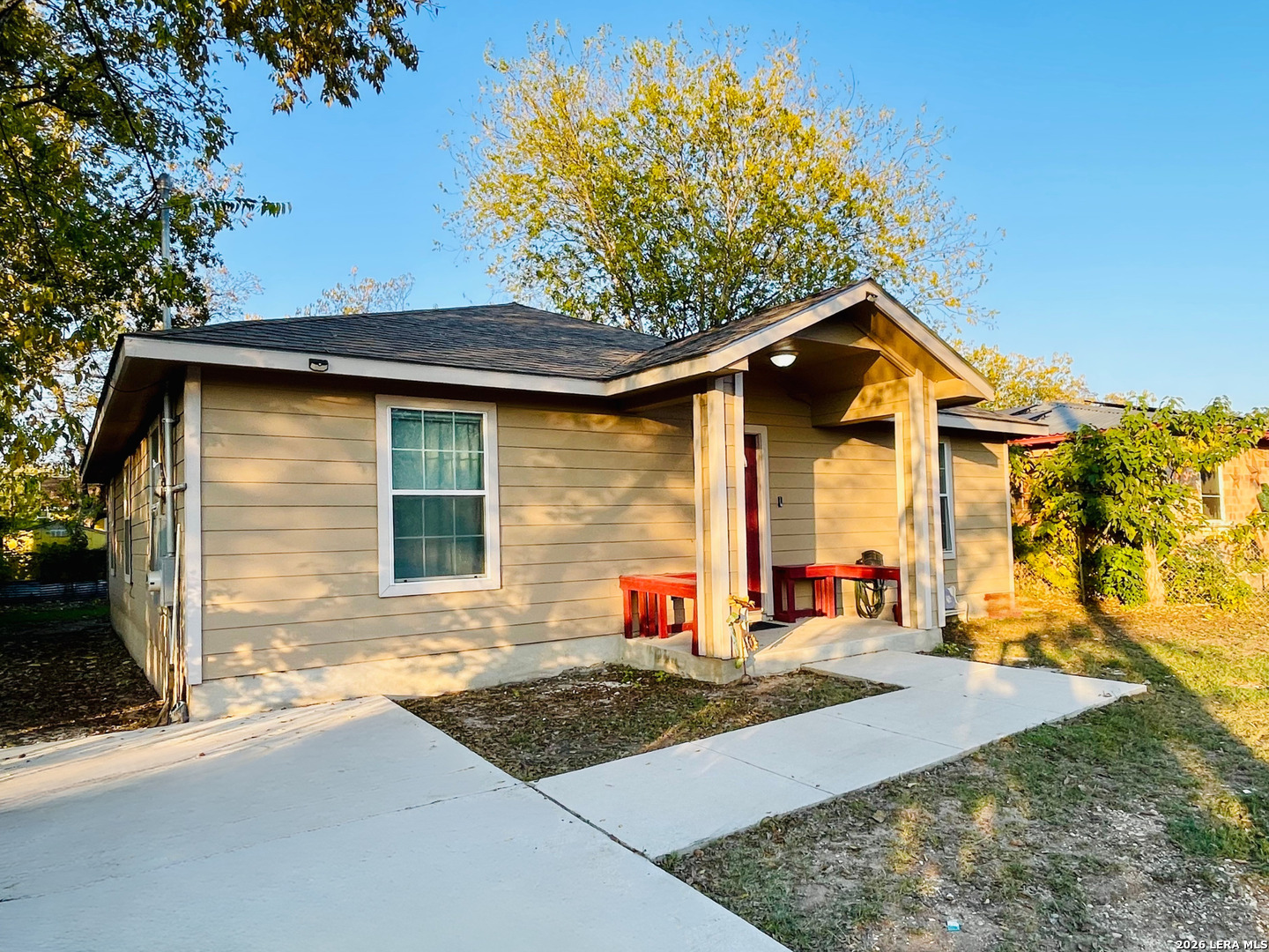 main property photo 1