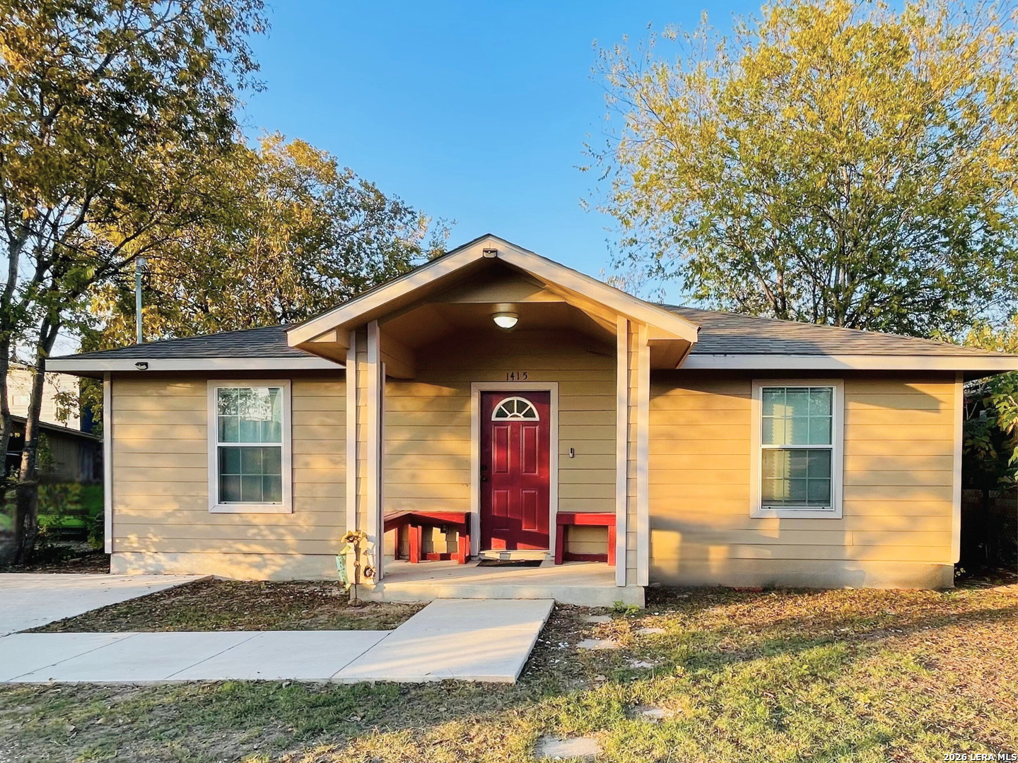main property photo 18
