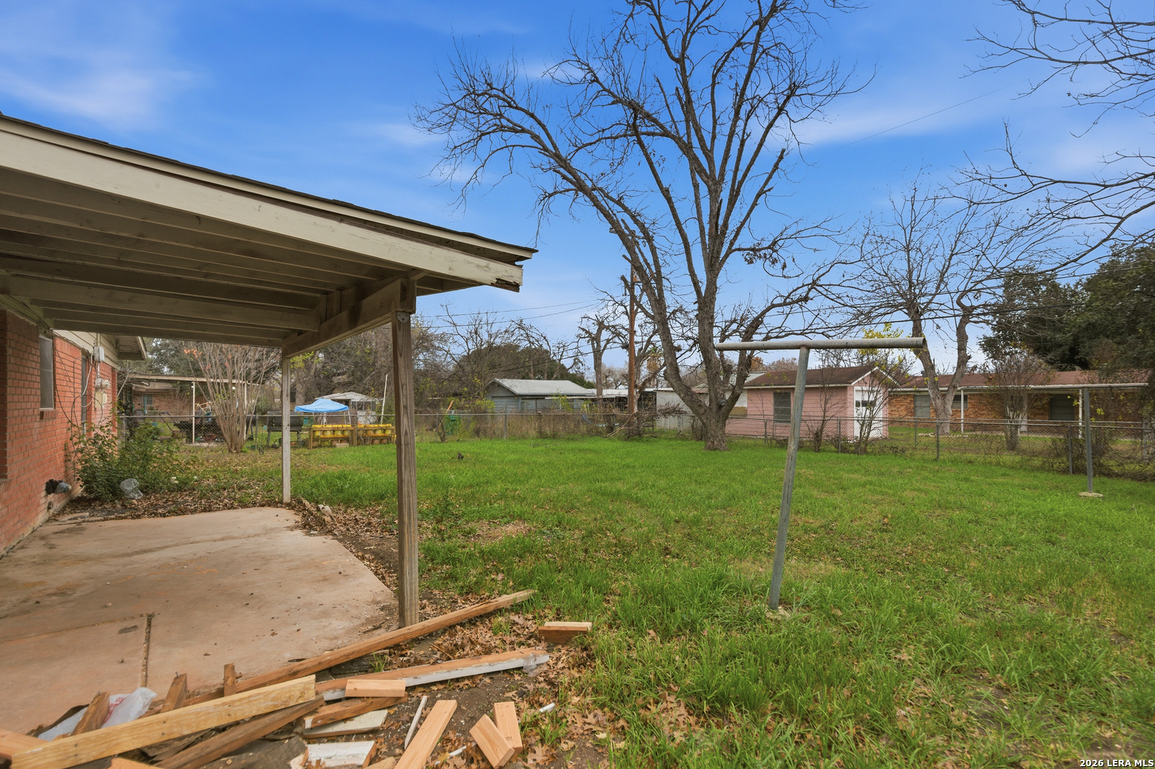 main property photo 18