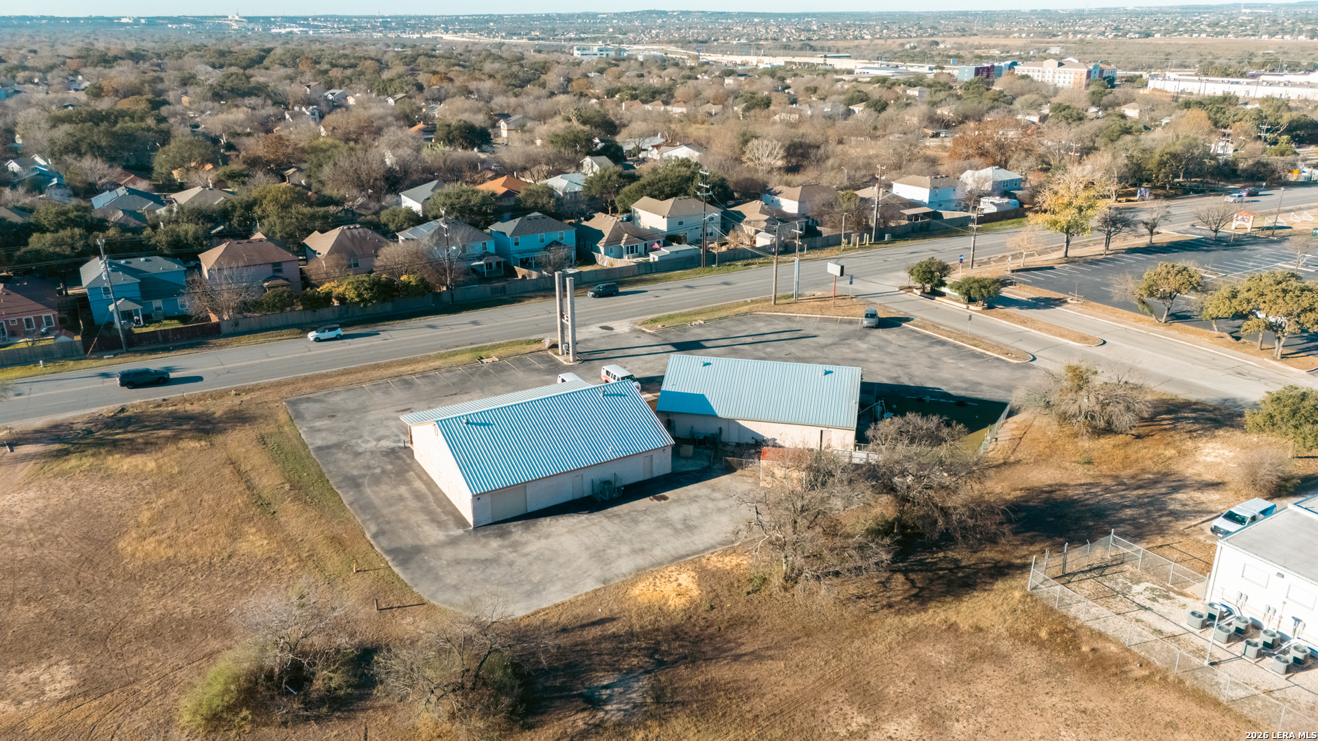 main property photo 27