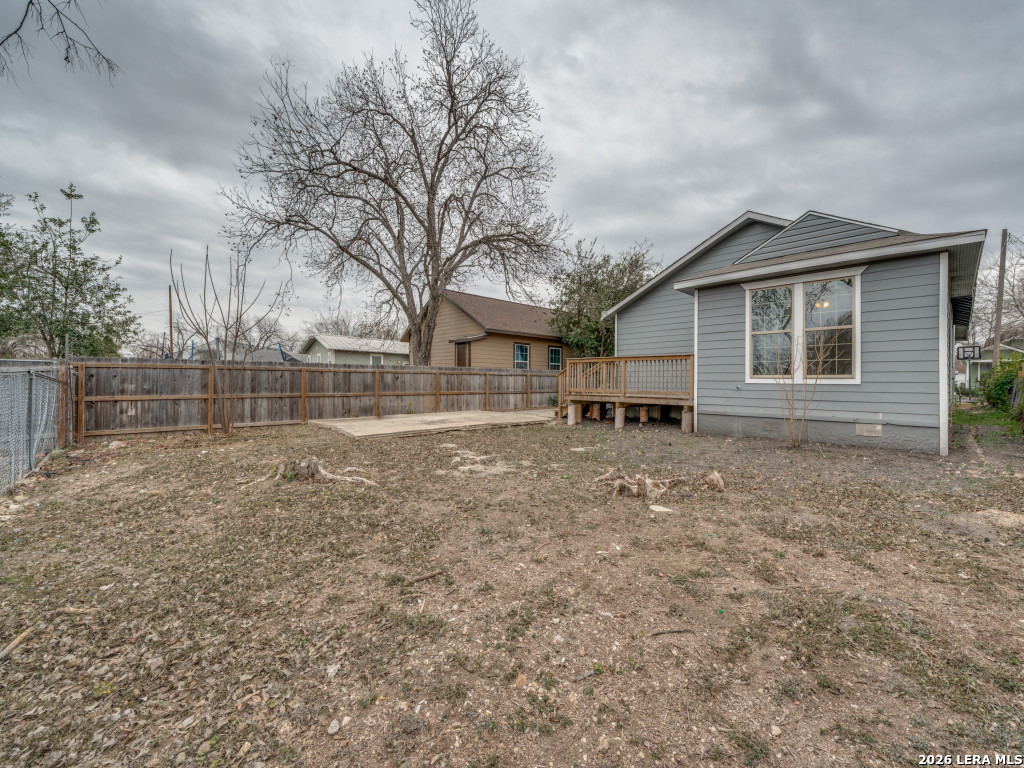 main property photo 13