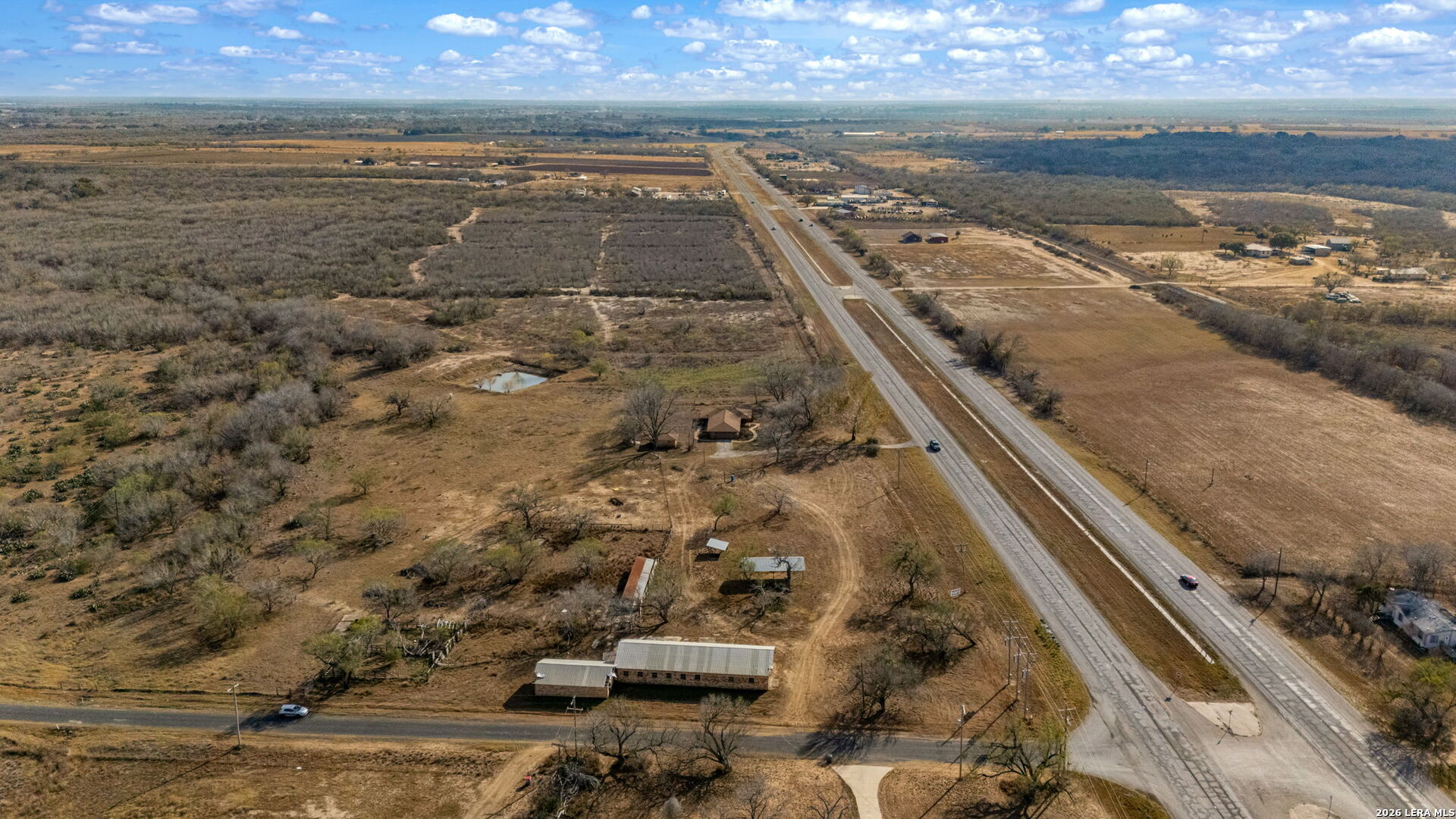 main property photo 32