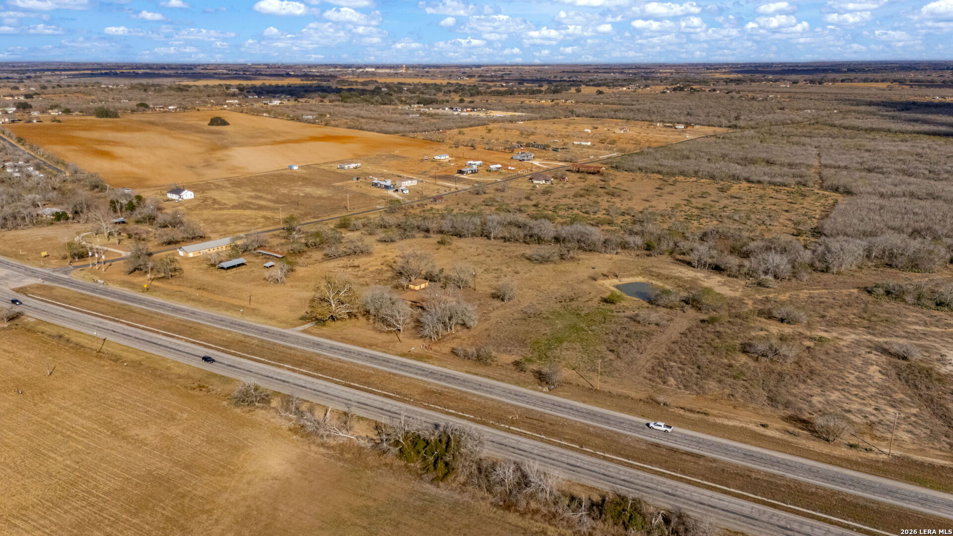 main property photo 35