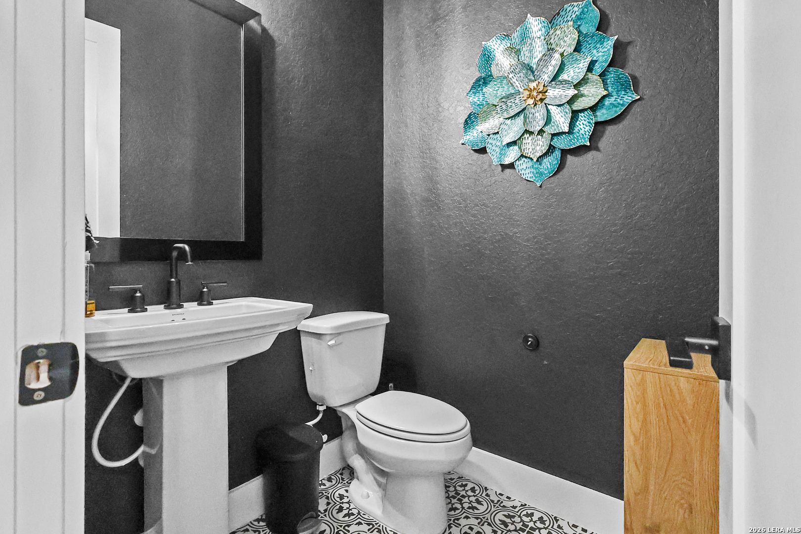 main property photo 16