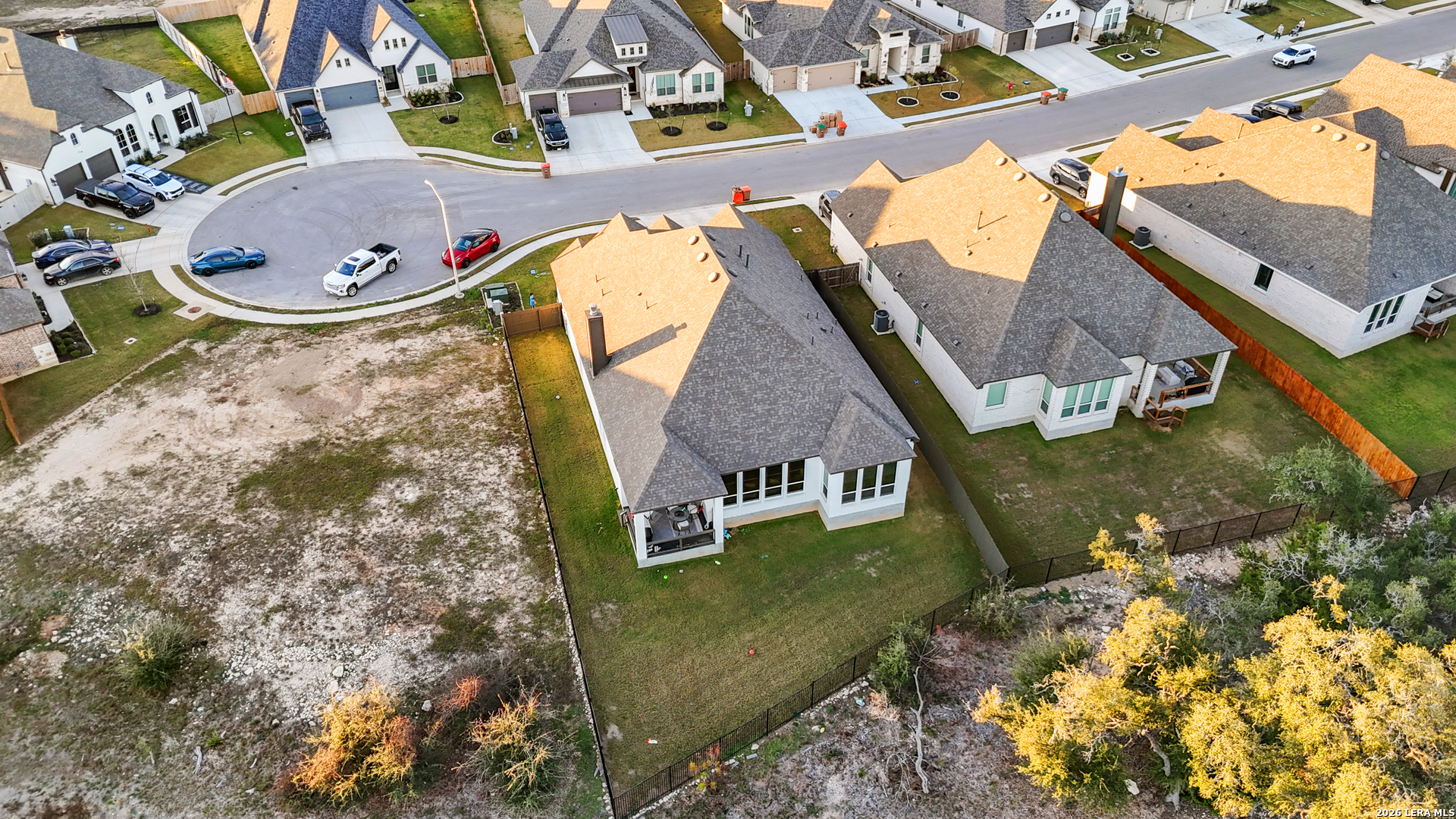 main property photo 22