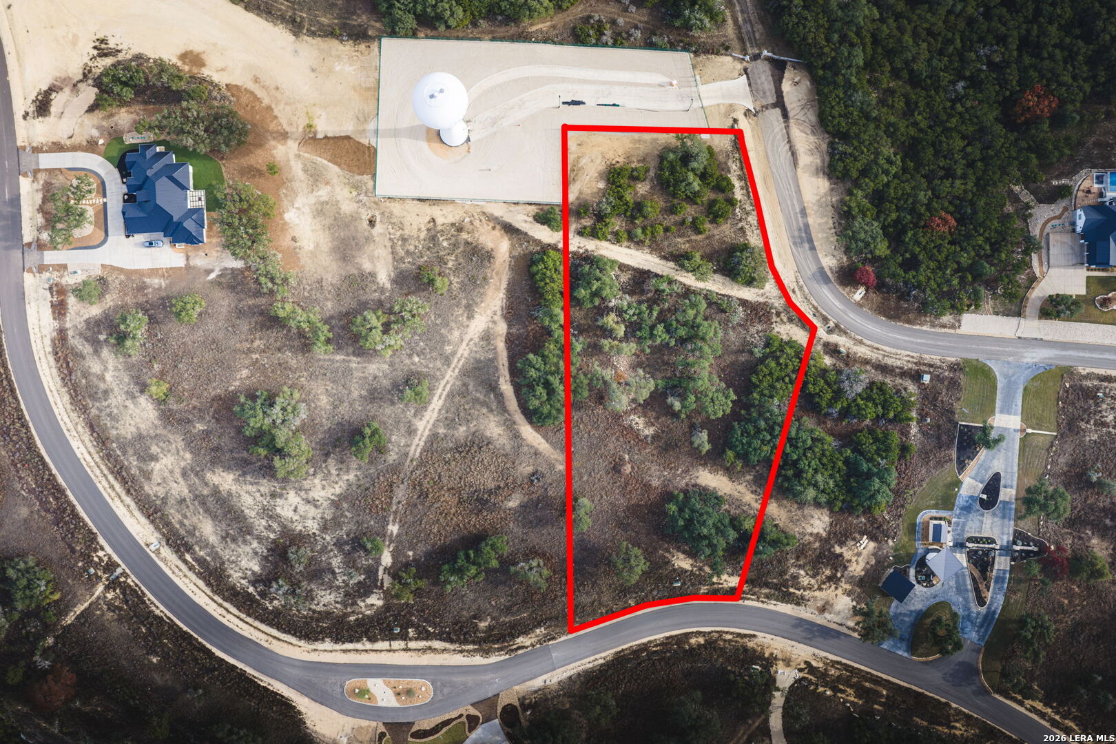 main property photo 5