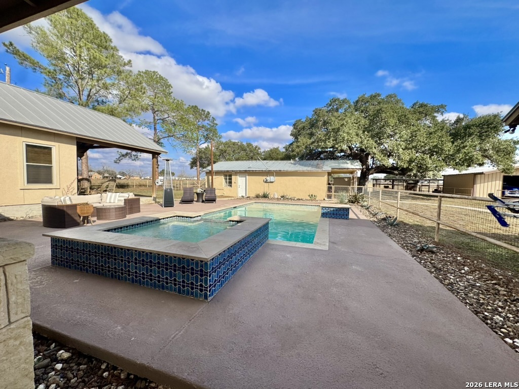 main property photo 29