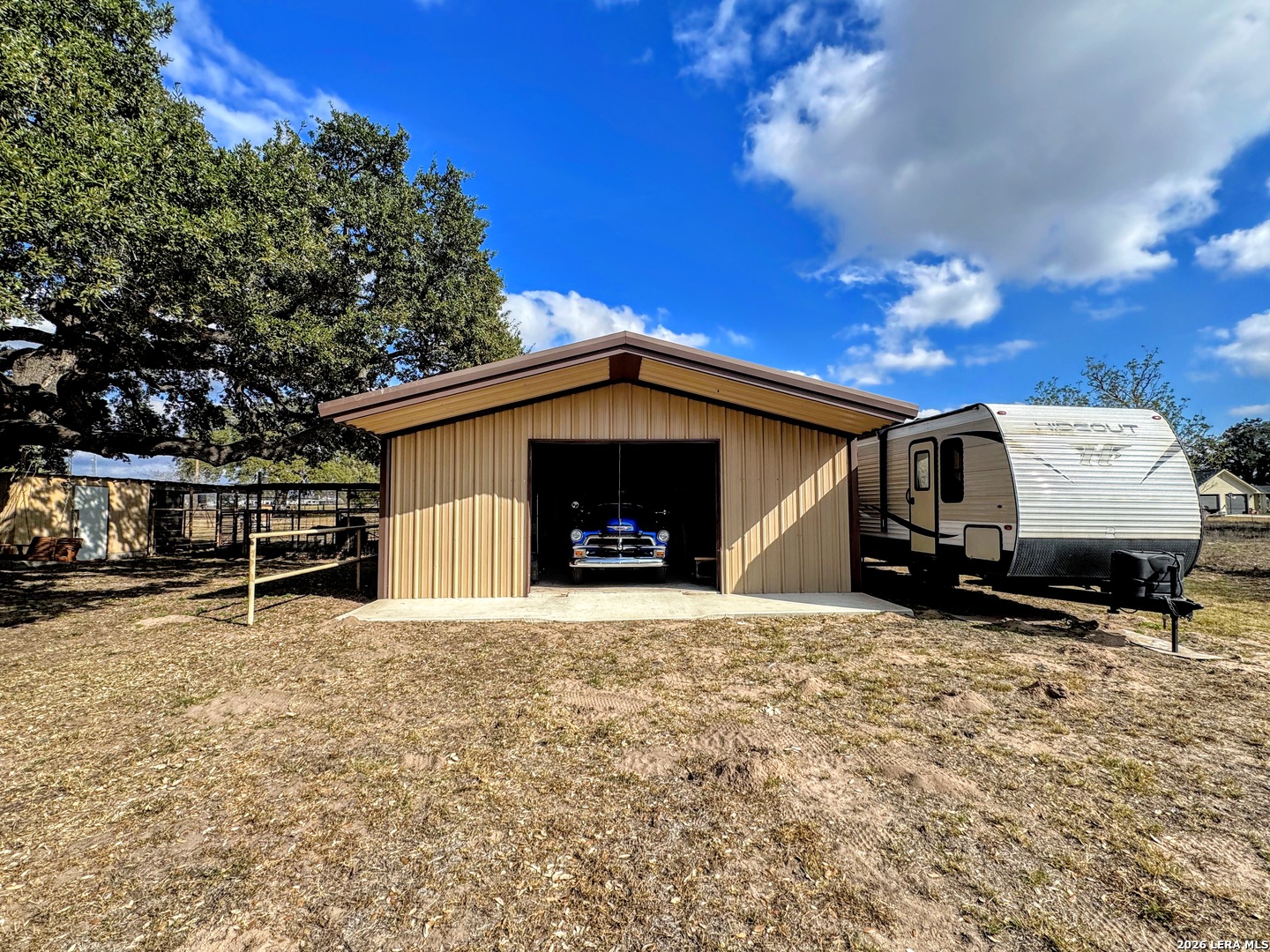 main property photo 42