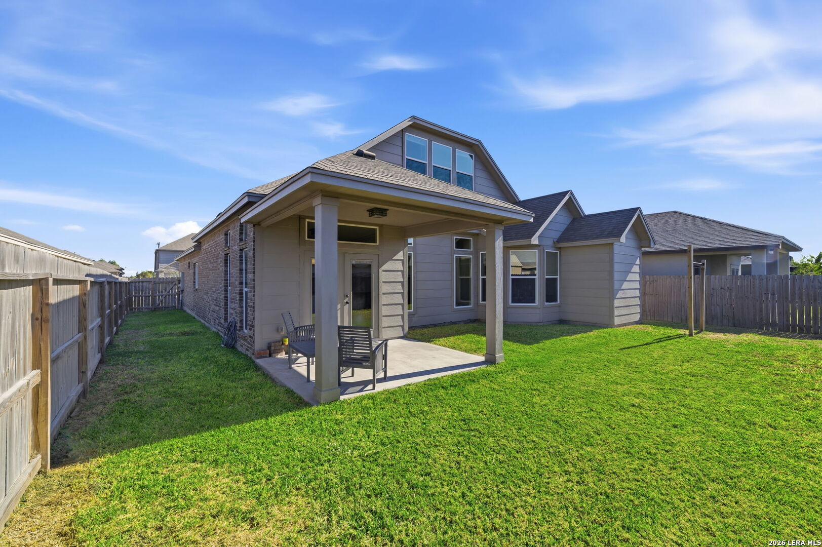 main property photo 13