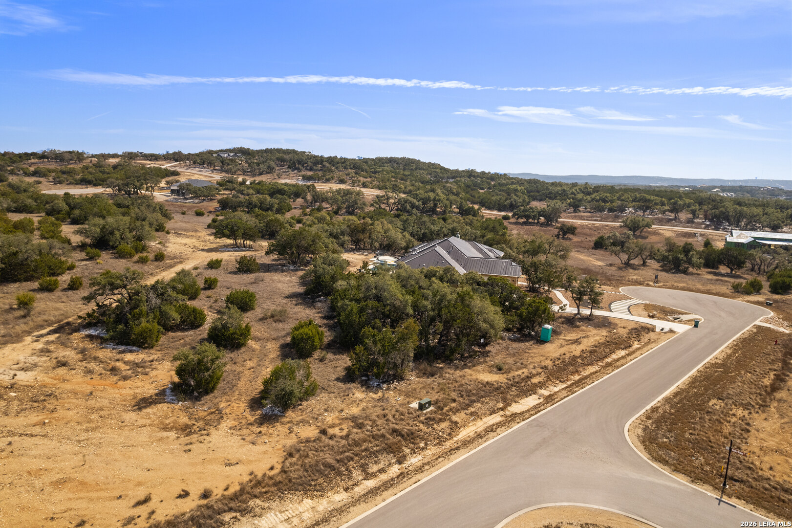 main property photo 8