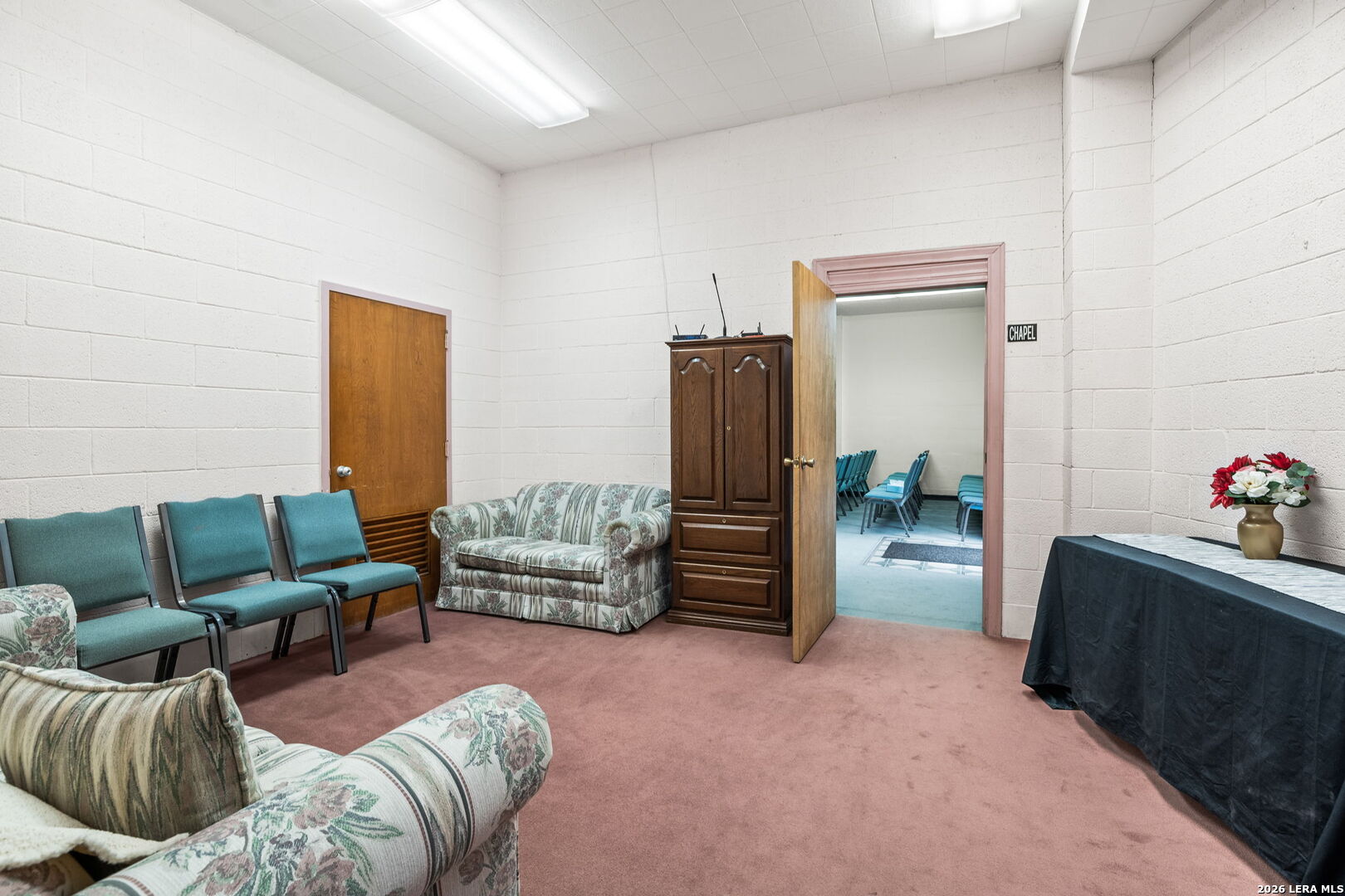 main property photo 17