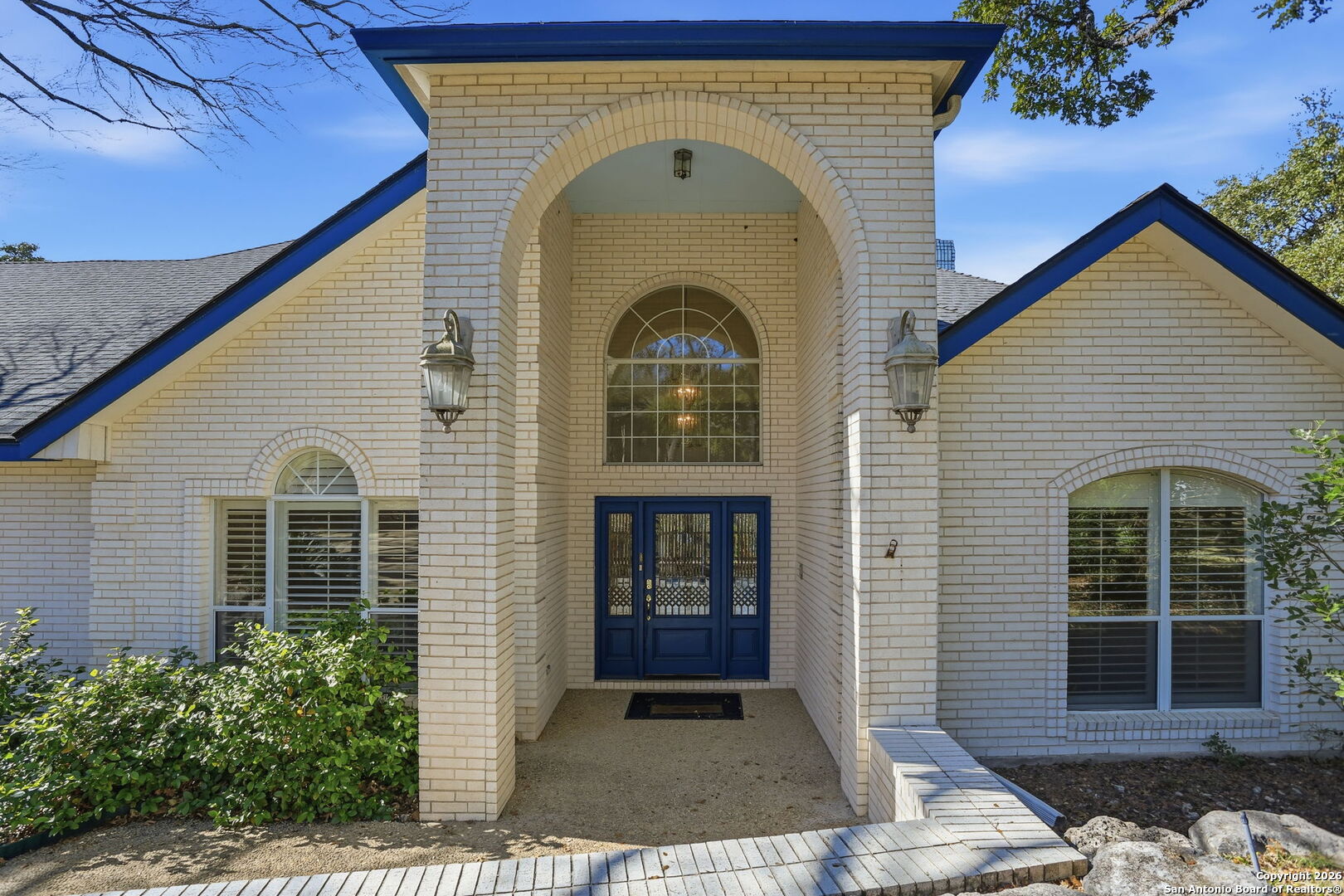 main property photo 0