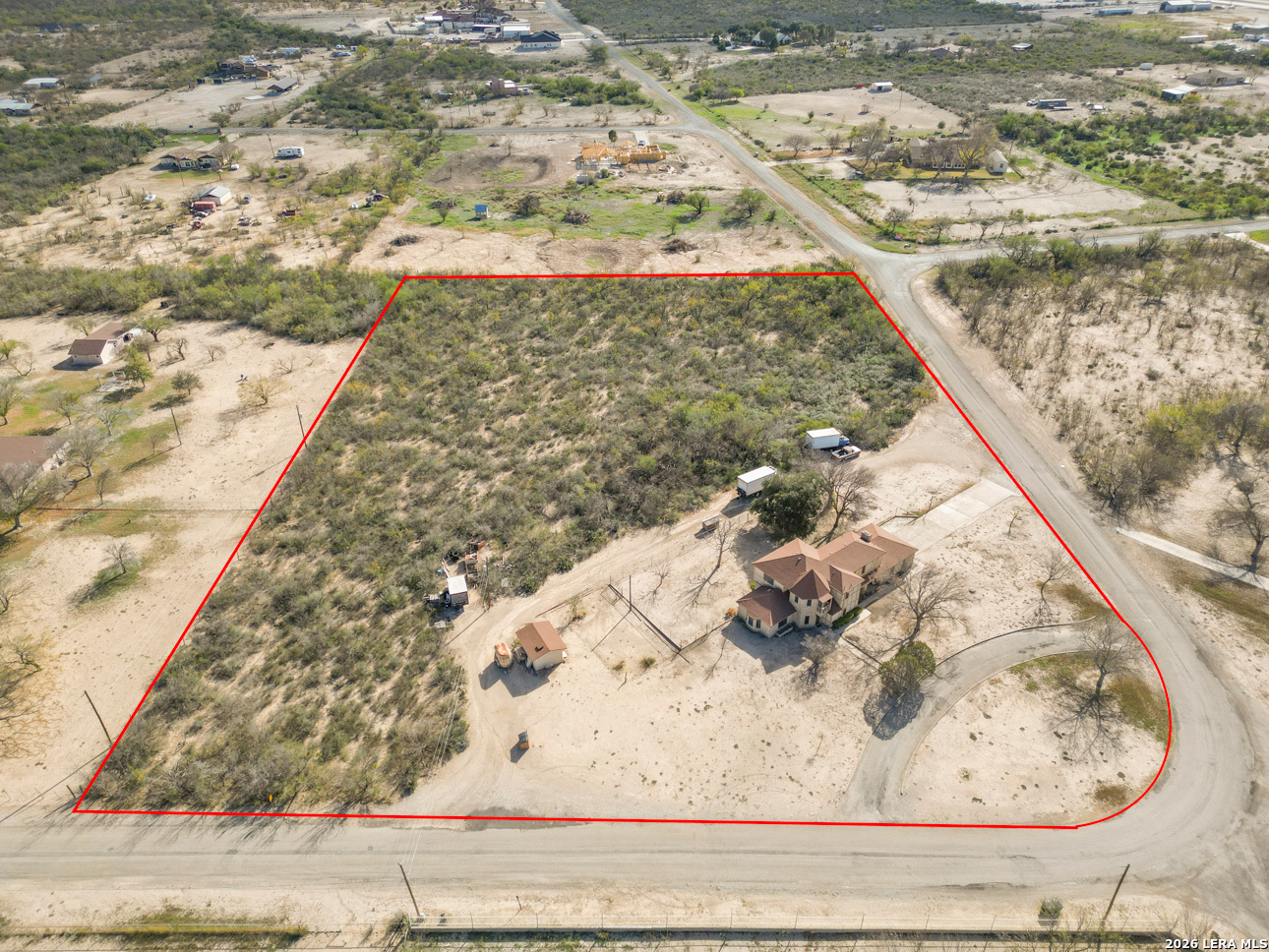 main property photo 33