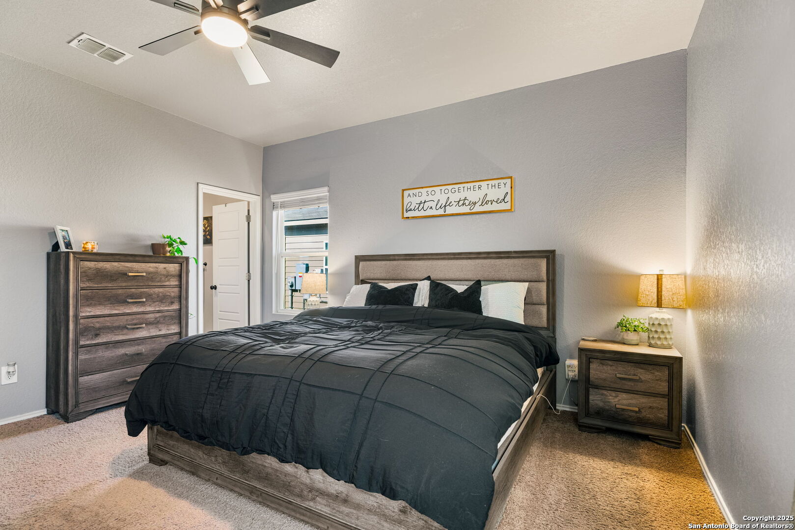 property viewer photo 11