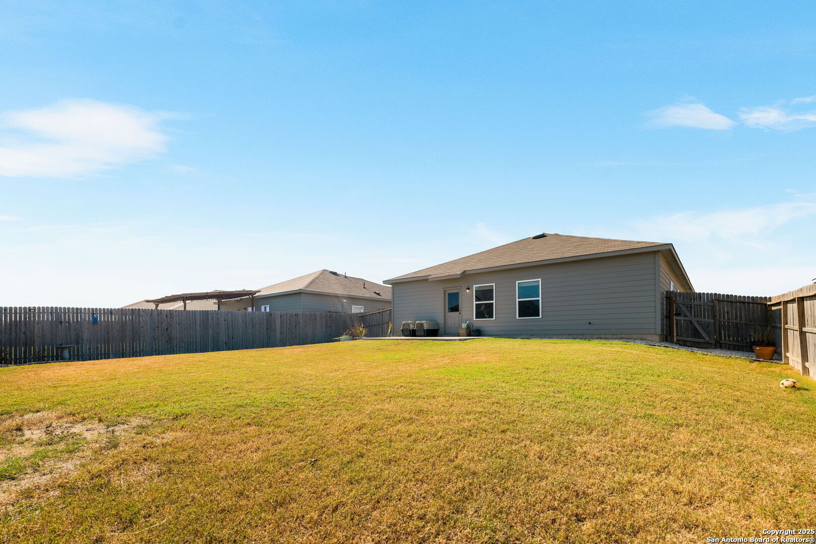 property viewer photo 23